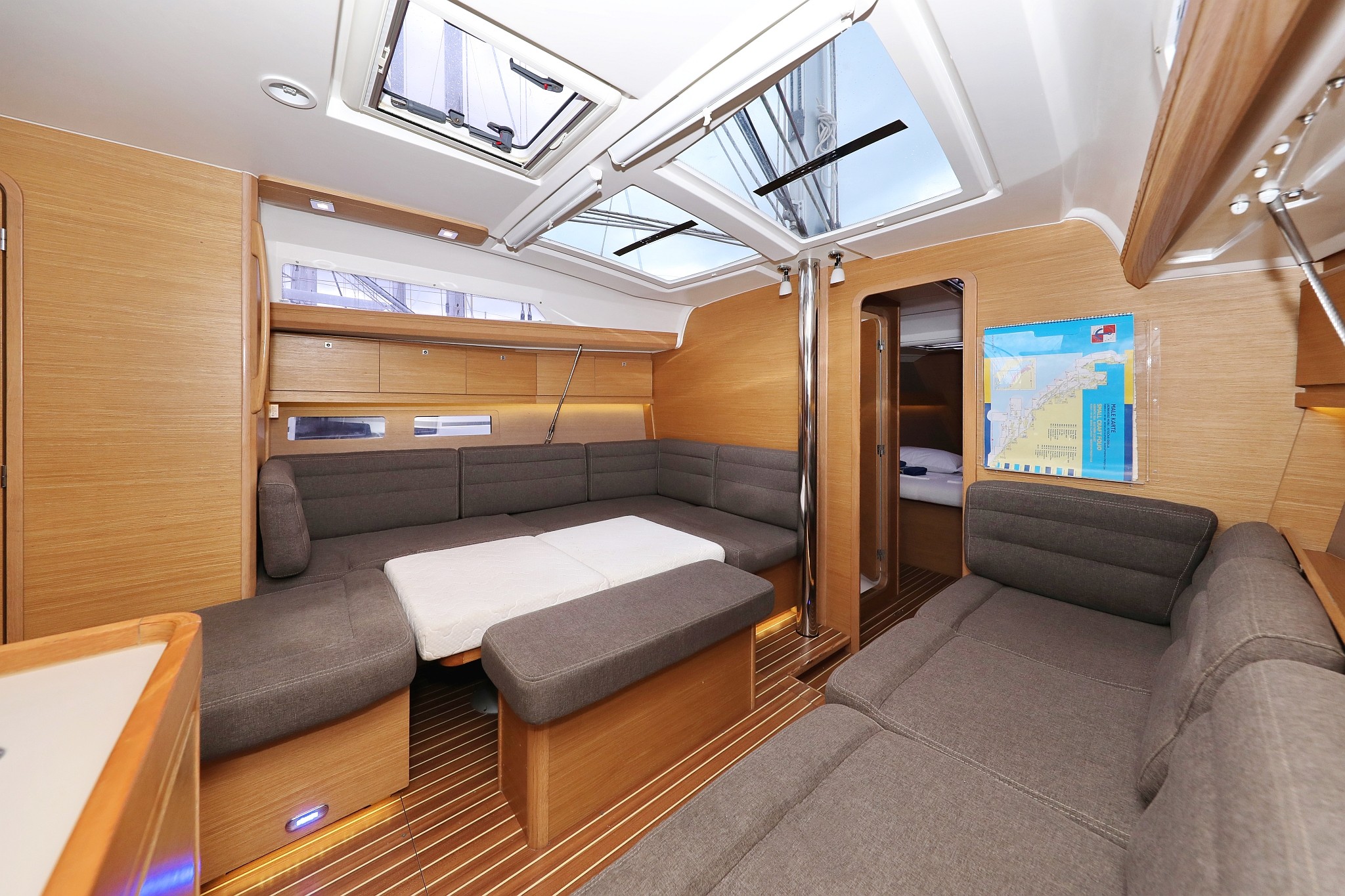 Dufour 412 GL, Black Pearl | Yacht Charter Croatia