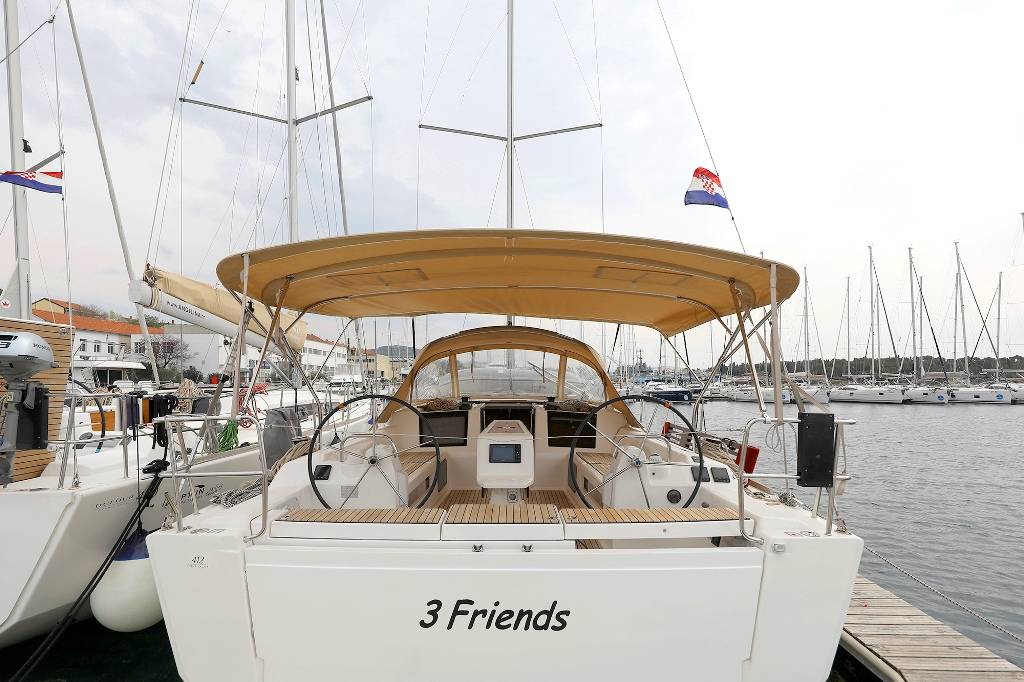 Dufour 412 GL, 3 Friends | Yacht Charter Croatia