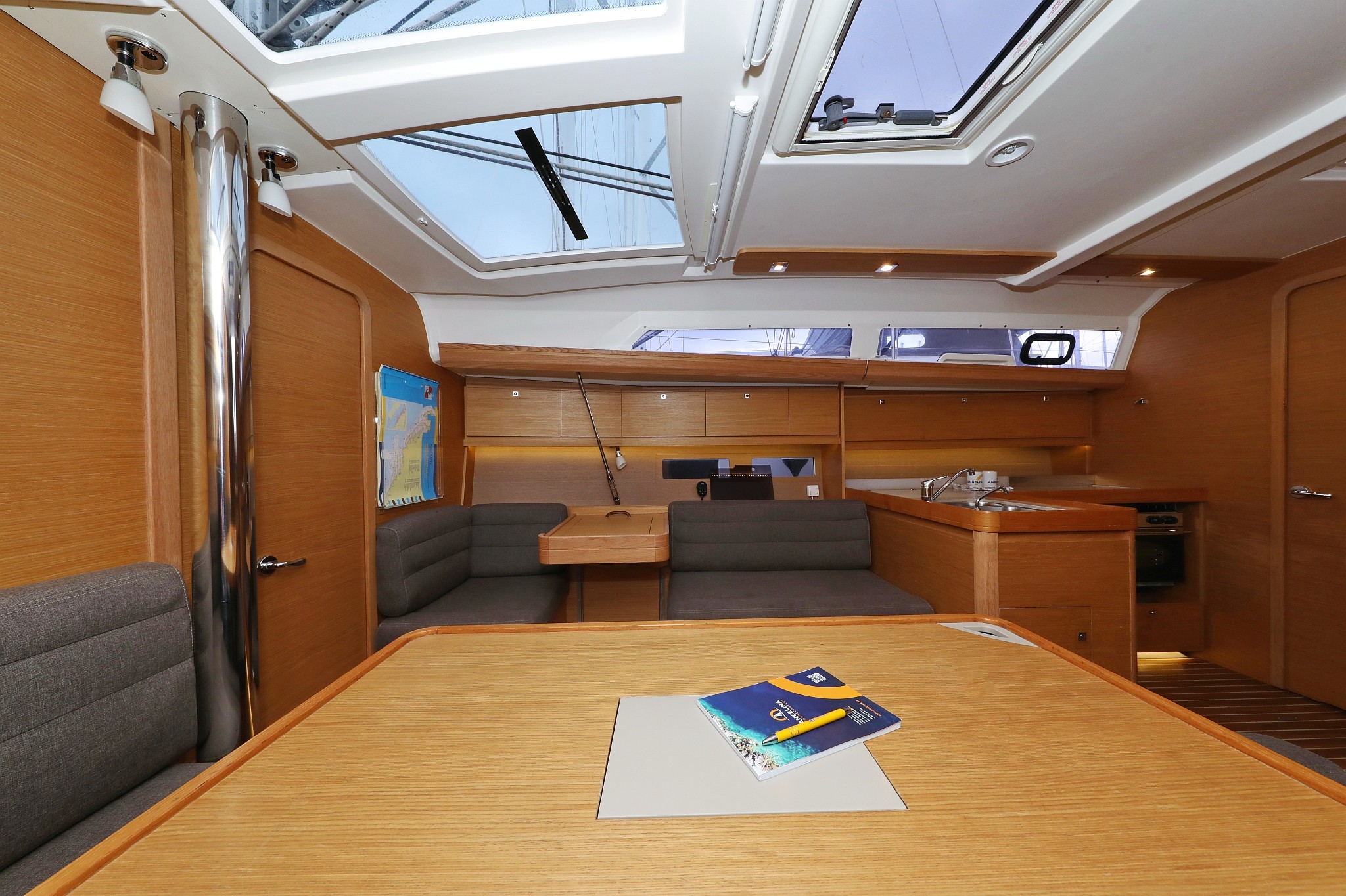 Dufour 412 GL, 3 Friends | Yacht Charter Croatia