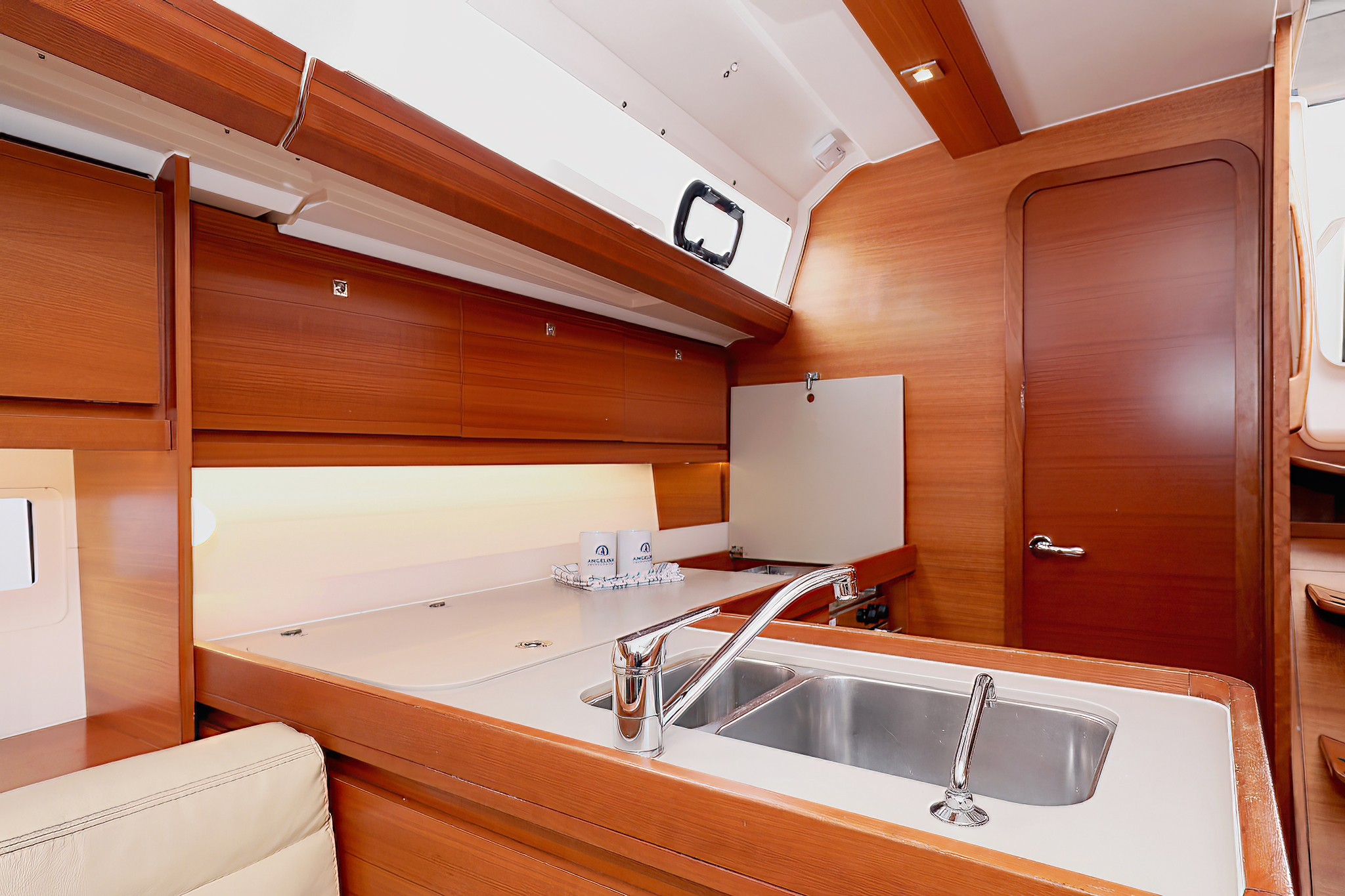 Dufour 412 GL, Fun 4 Friends | Yacht Charter Croatia