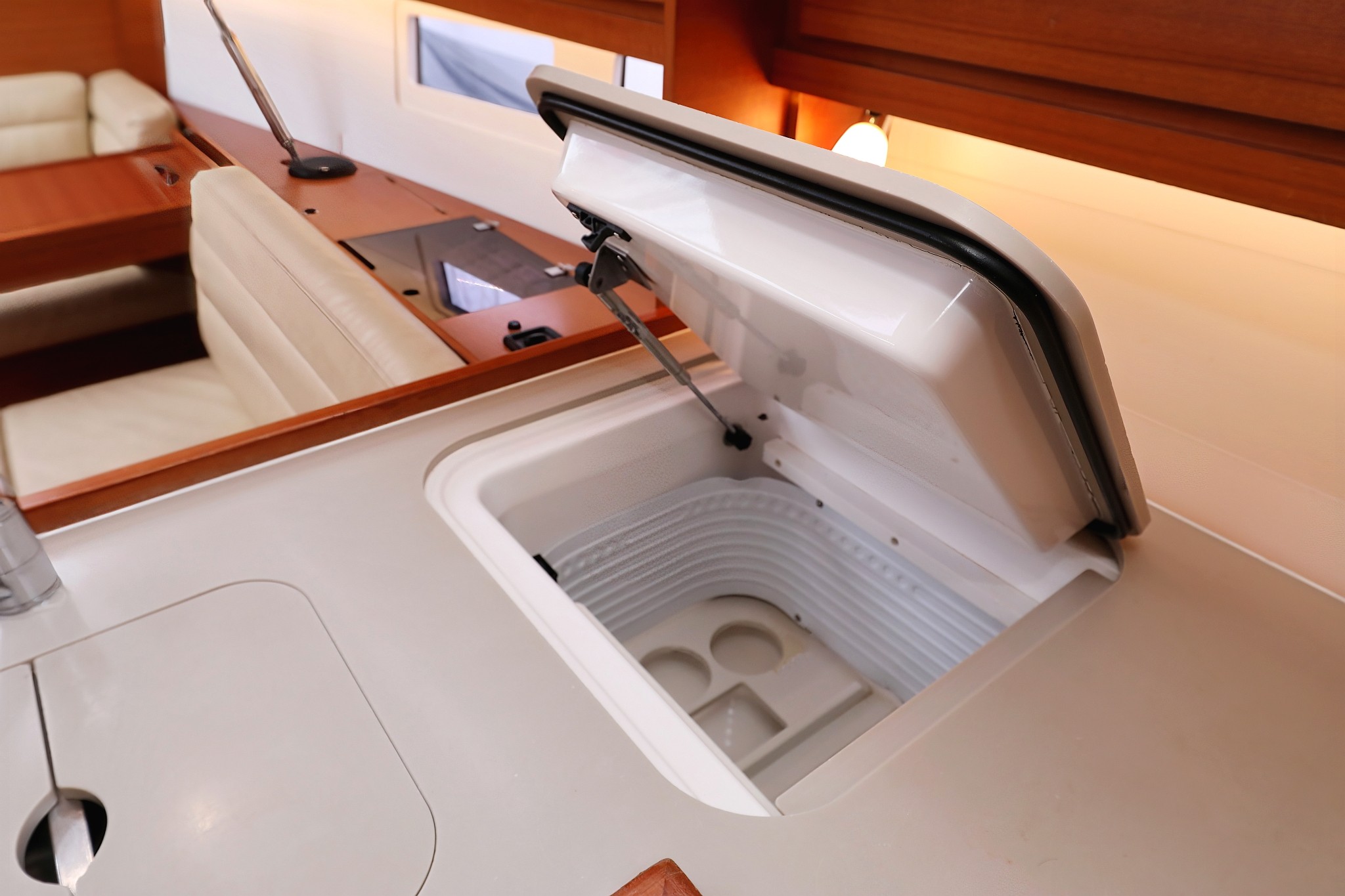 Dufour 412 GL, Fun 4 Friends | Yacht Charter Croatia