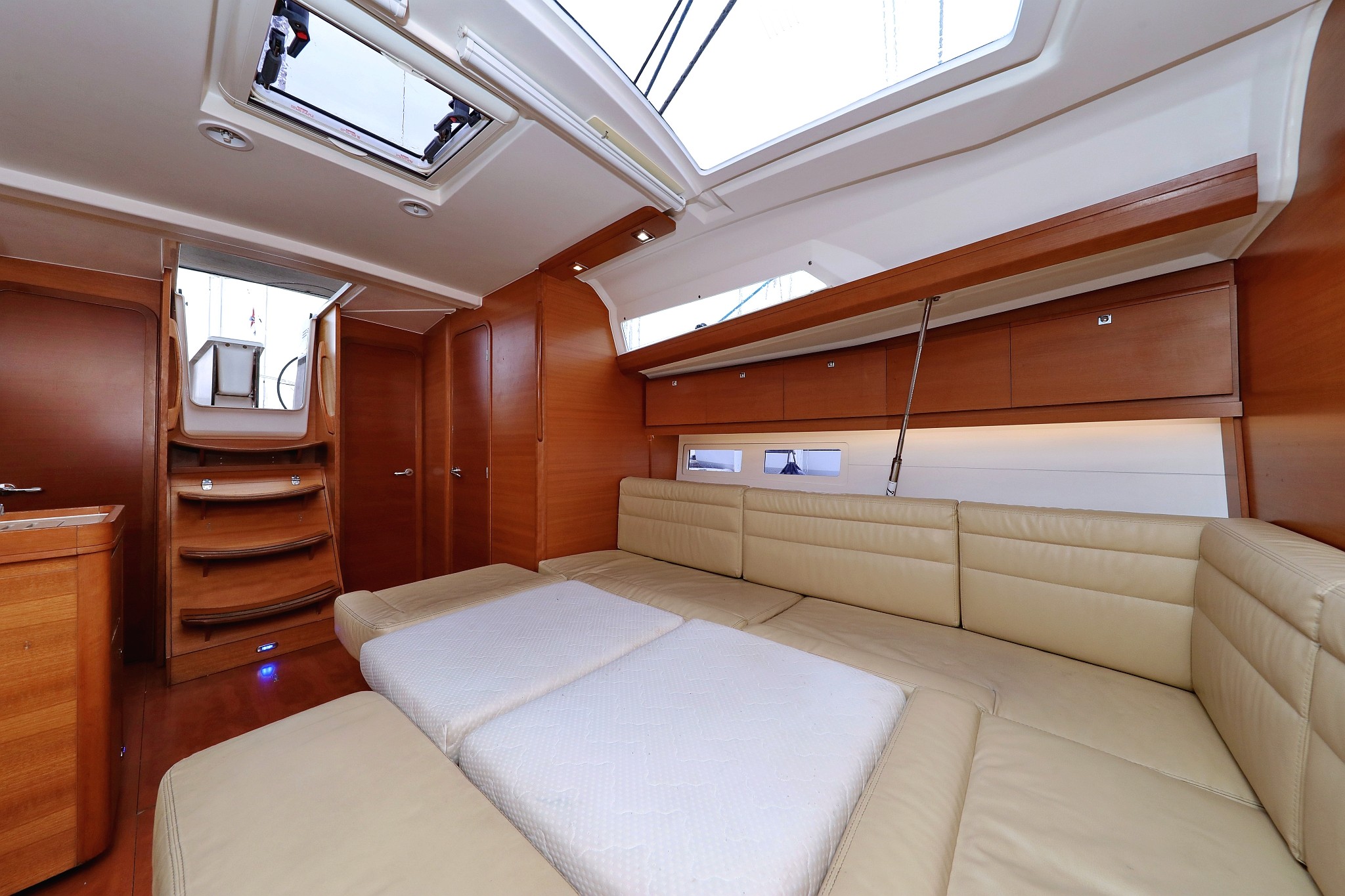 Dufour 412 GL, Fun 4 Friends | Yacht Charter Croatia