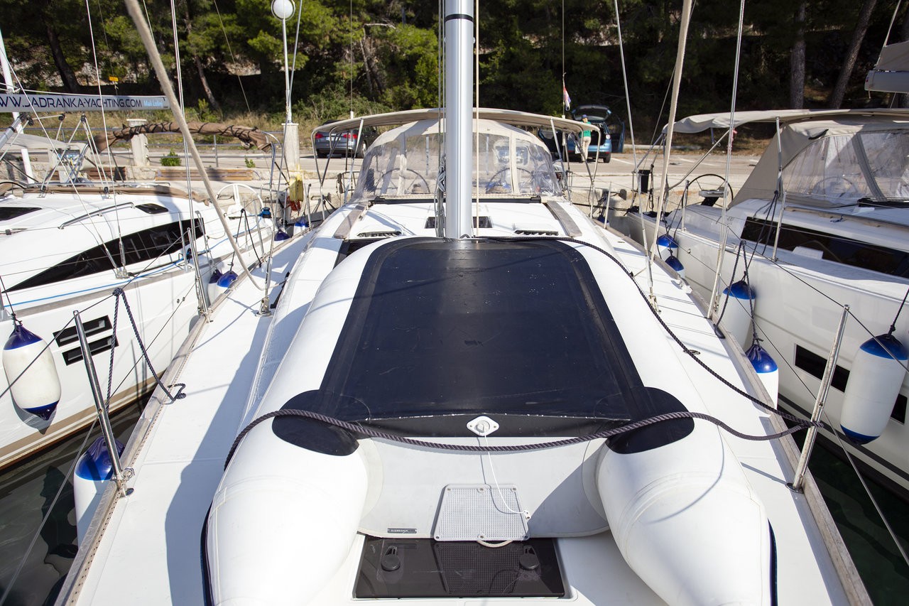 Dufour 412 GL, Skyra | Yacht Charter Croatia
