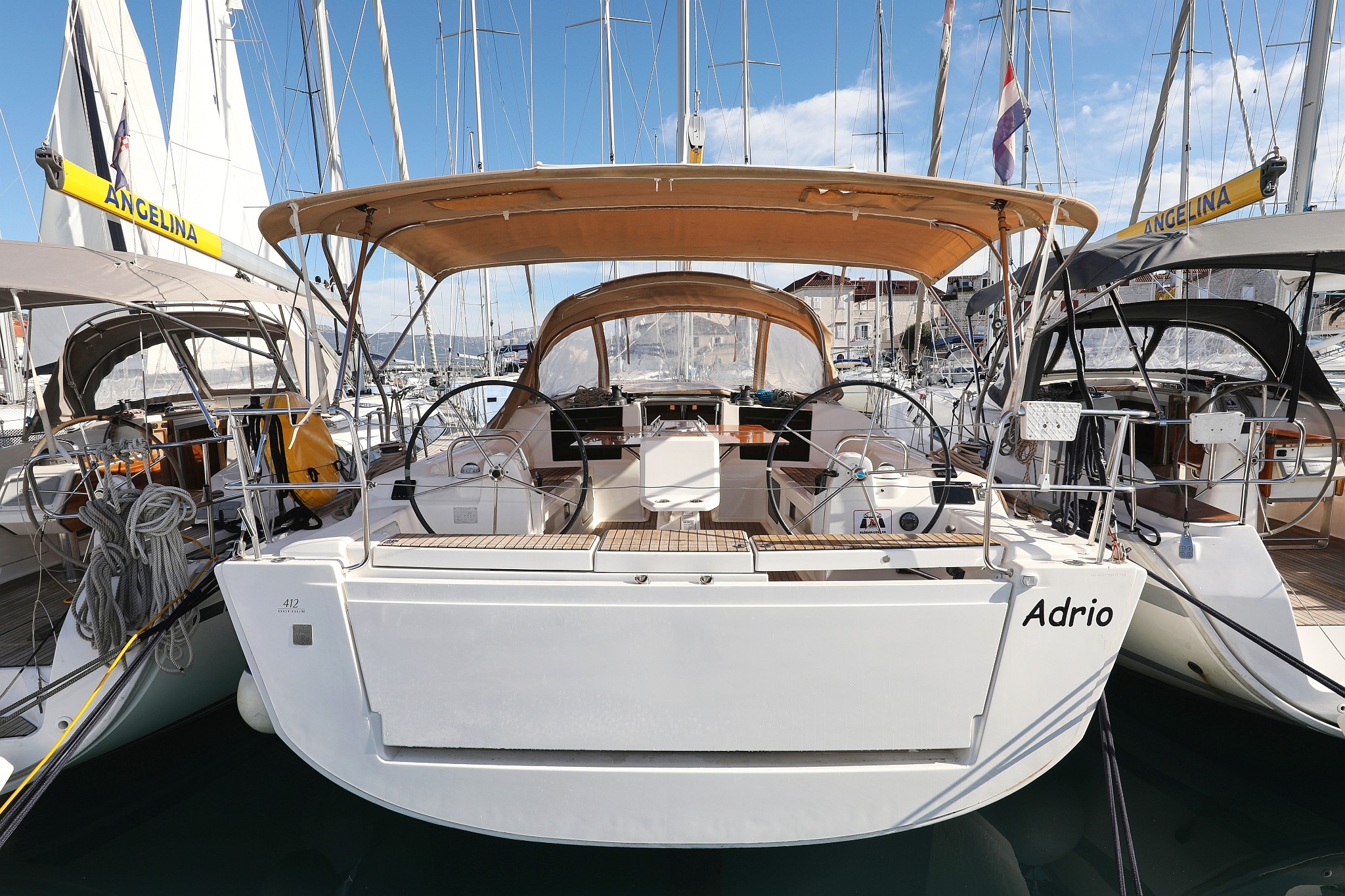 Dufour 412 GL, Adrio | Yacht Charter Croatia