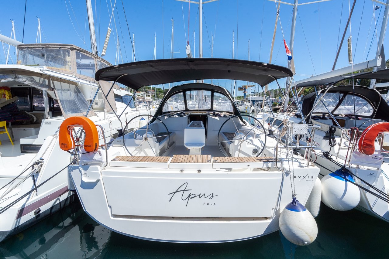 Dufour 412 GL, Apus | Yacht Charter Croatia