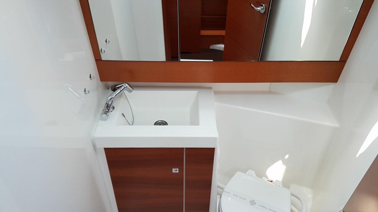 Dufour 412 GL, Apus | Yacht Charter Croatia