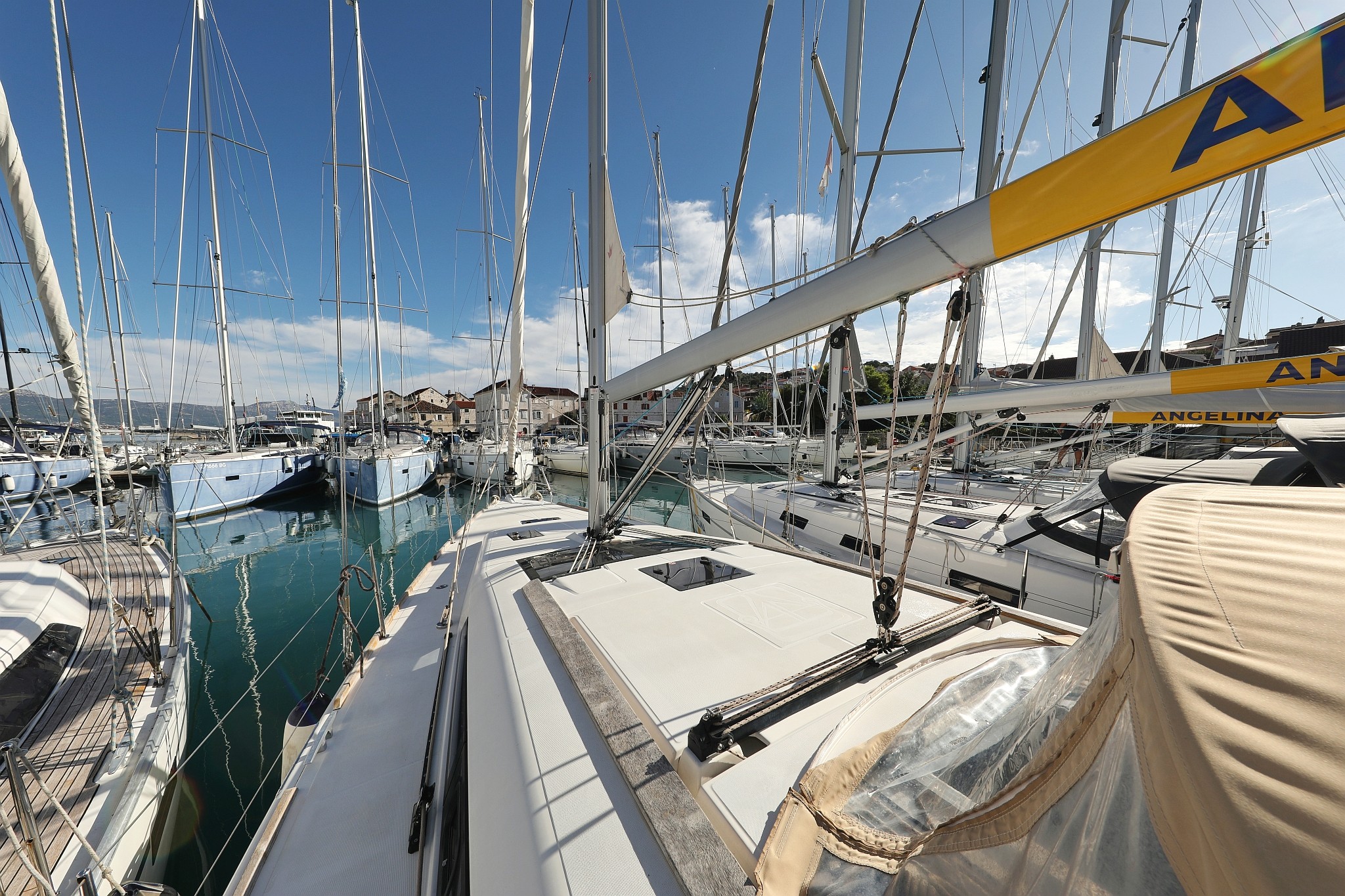 Dufour 412 GL, Delta | Yacht Charter Croatia