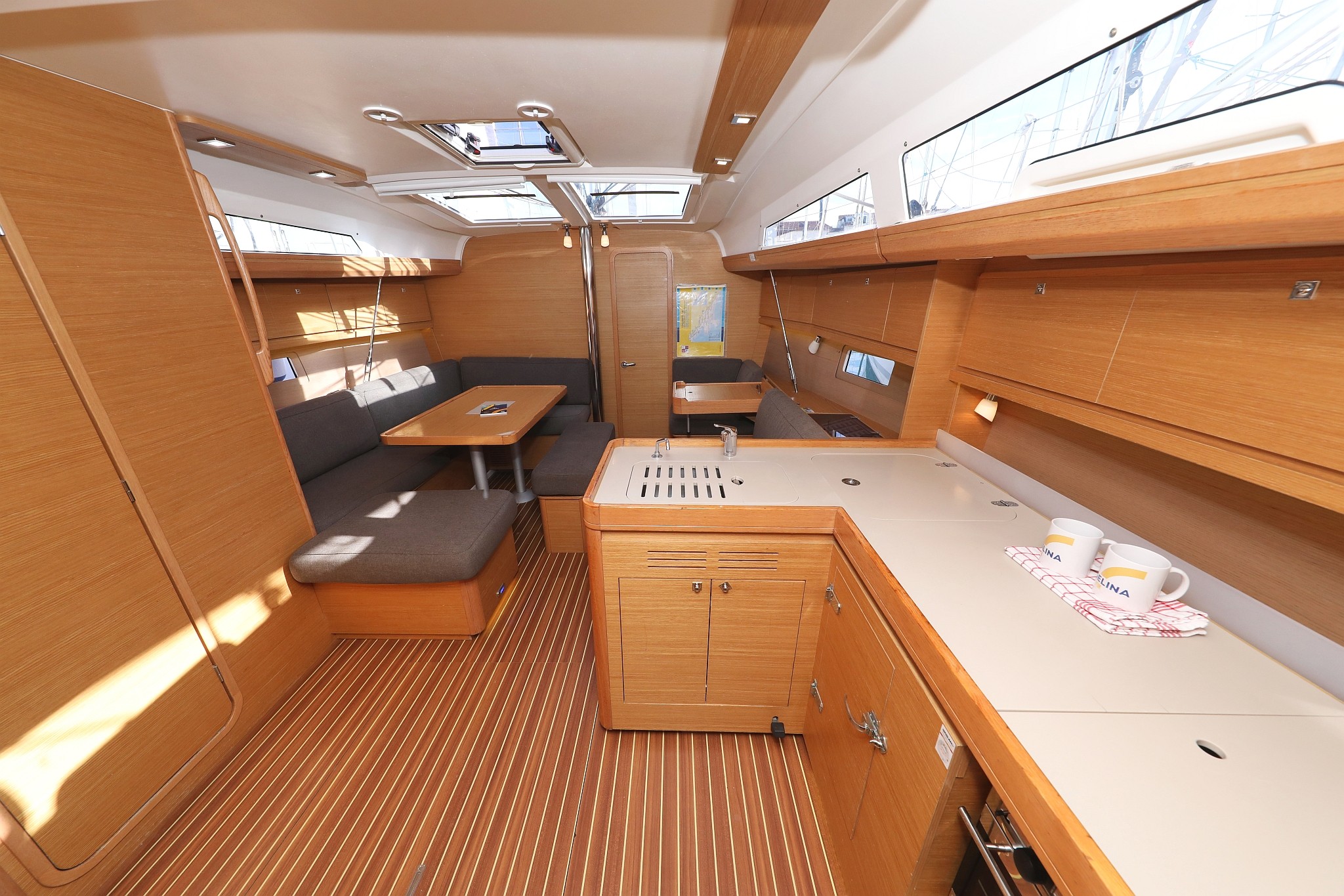 Dufour 412 GL, Delta | Yacht Charter Croatia