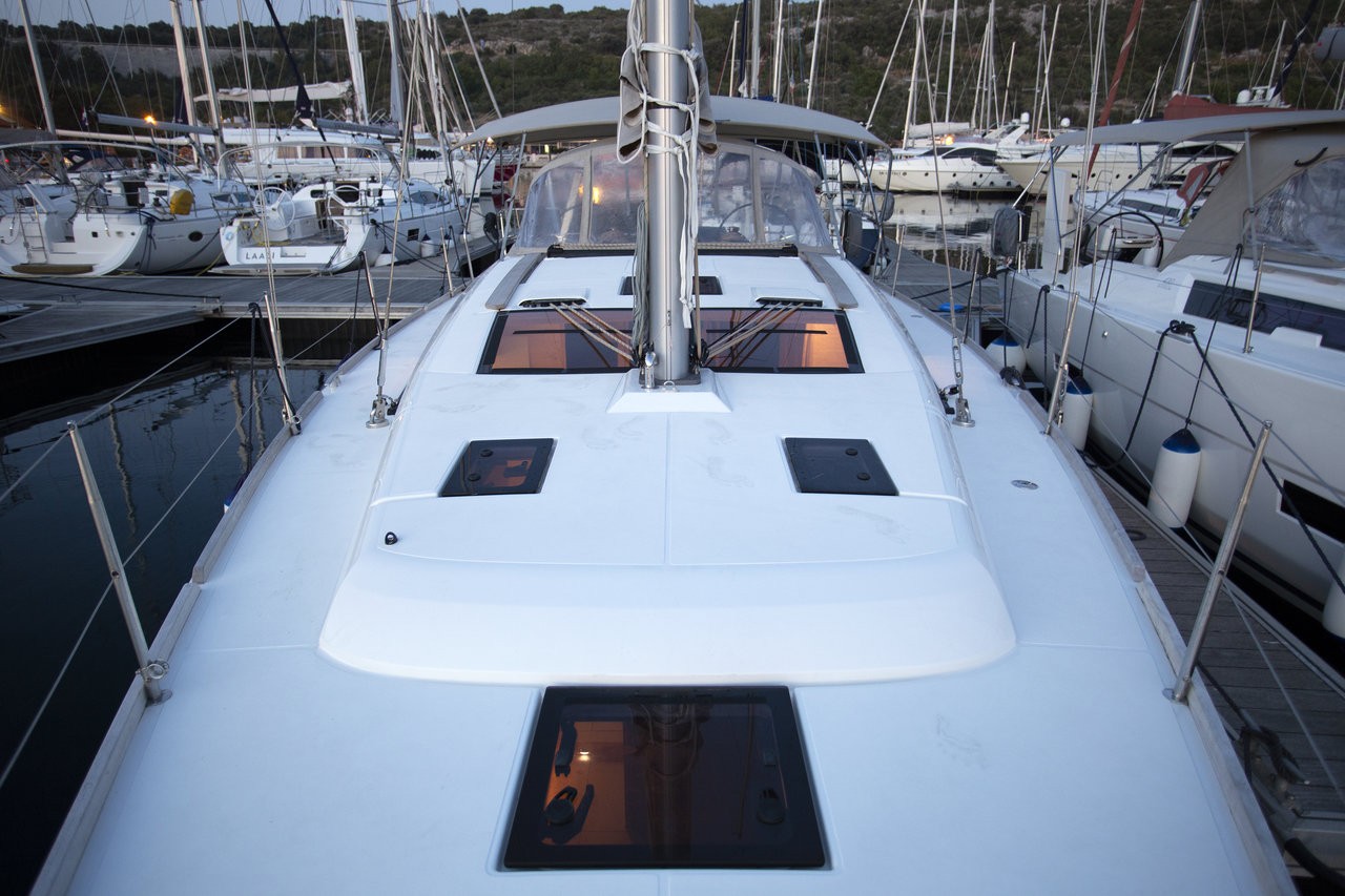 Dufour 412 GL, Sea Cloud 2 | Yacht Charter Croatia