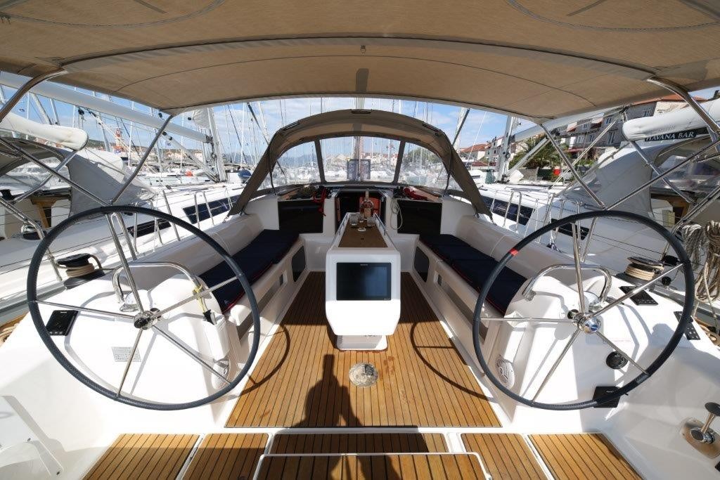 Dufour 412 GL, Matul | Yacht Charter Croatia