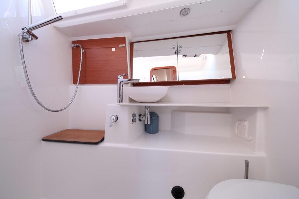 Dufour 412 GL, Matul | Yacht Charter Croatia