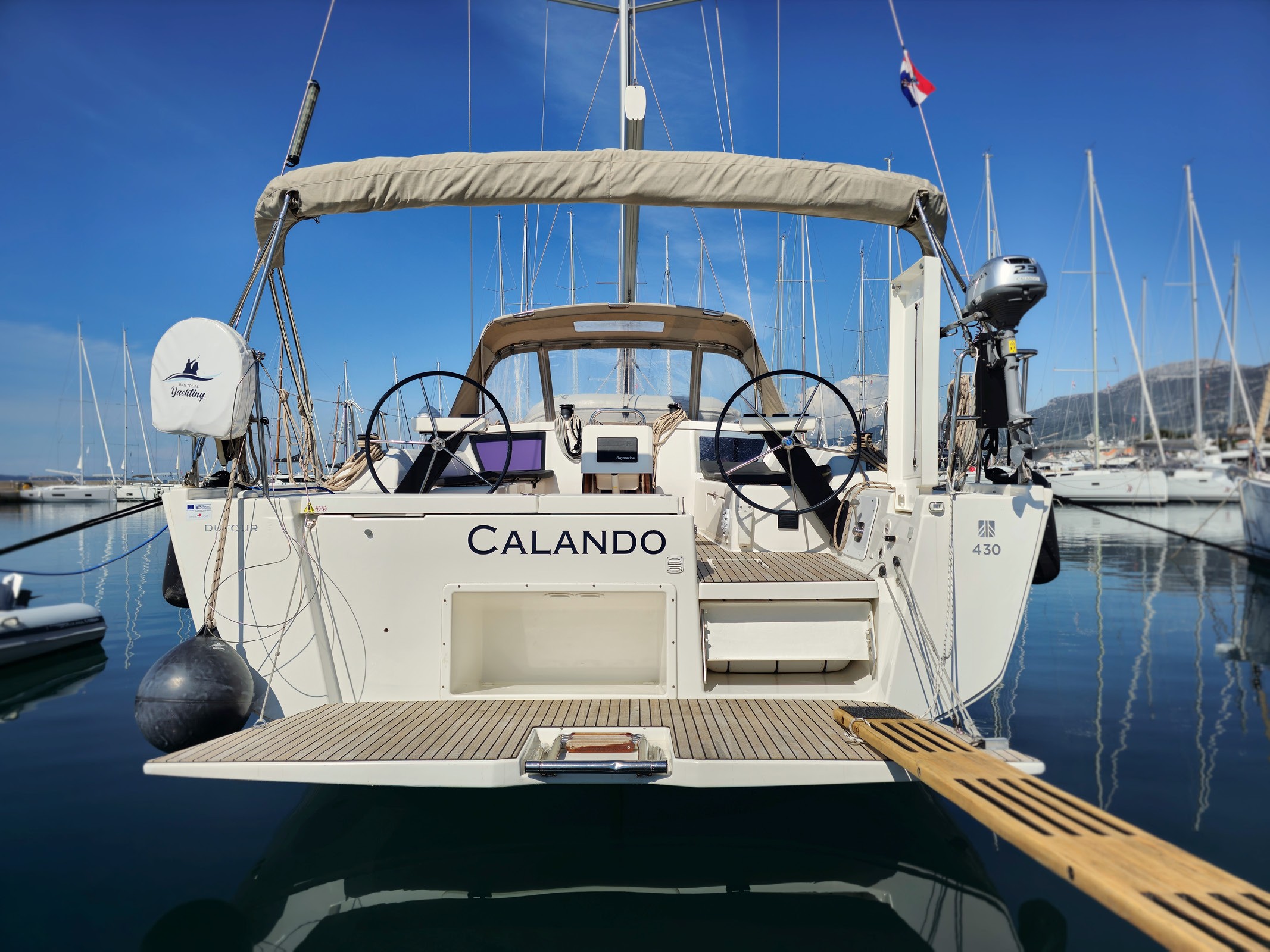 Dufour 430 GL, Calando | Noleggio di Yacht Croazia