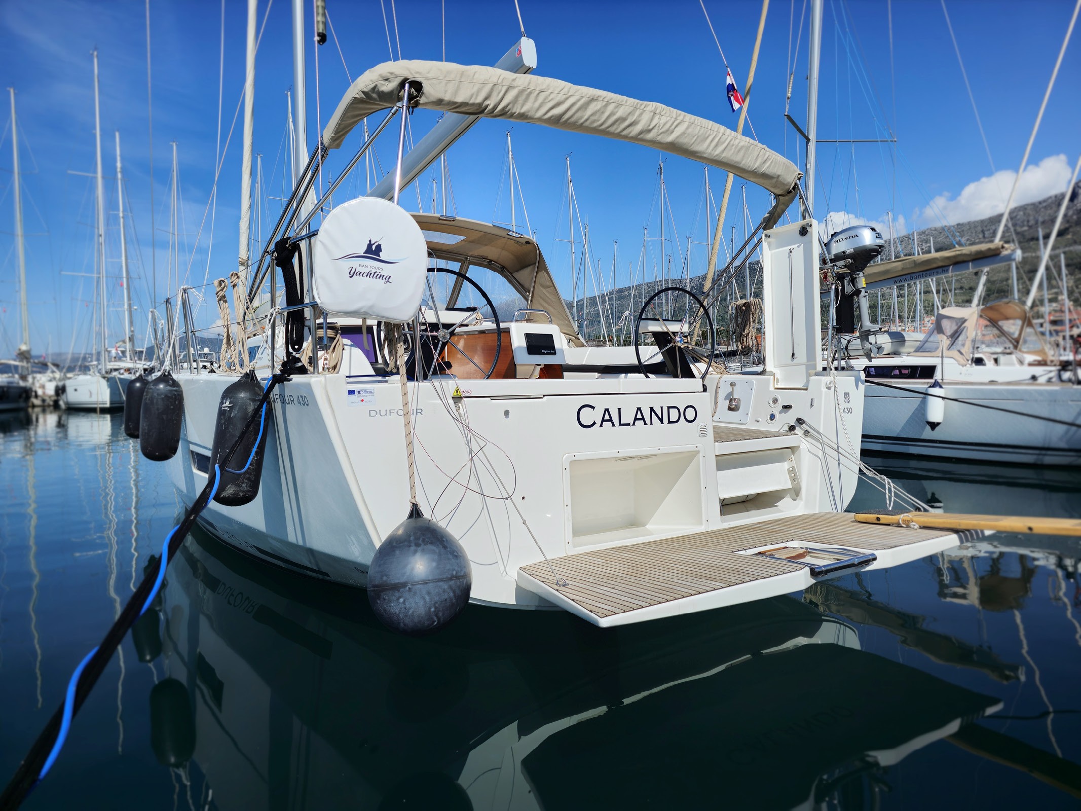 Dufour 430 GL, Calando | Noleggio di Yacht Croazia
