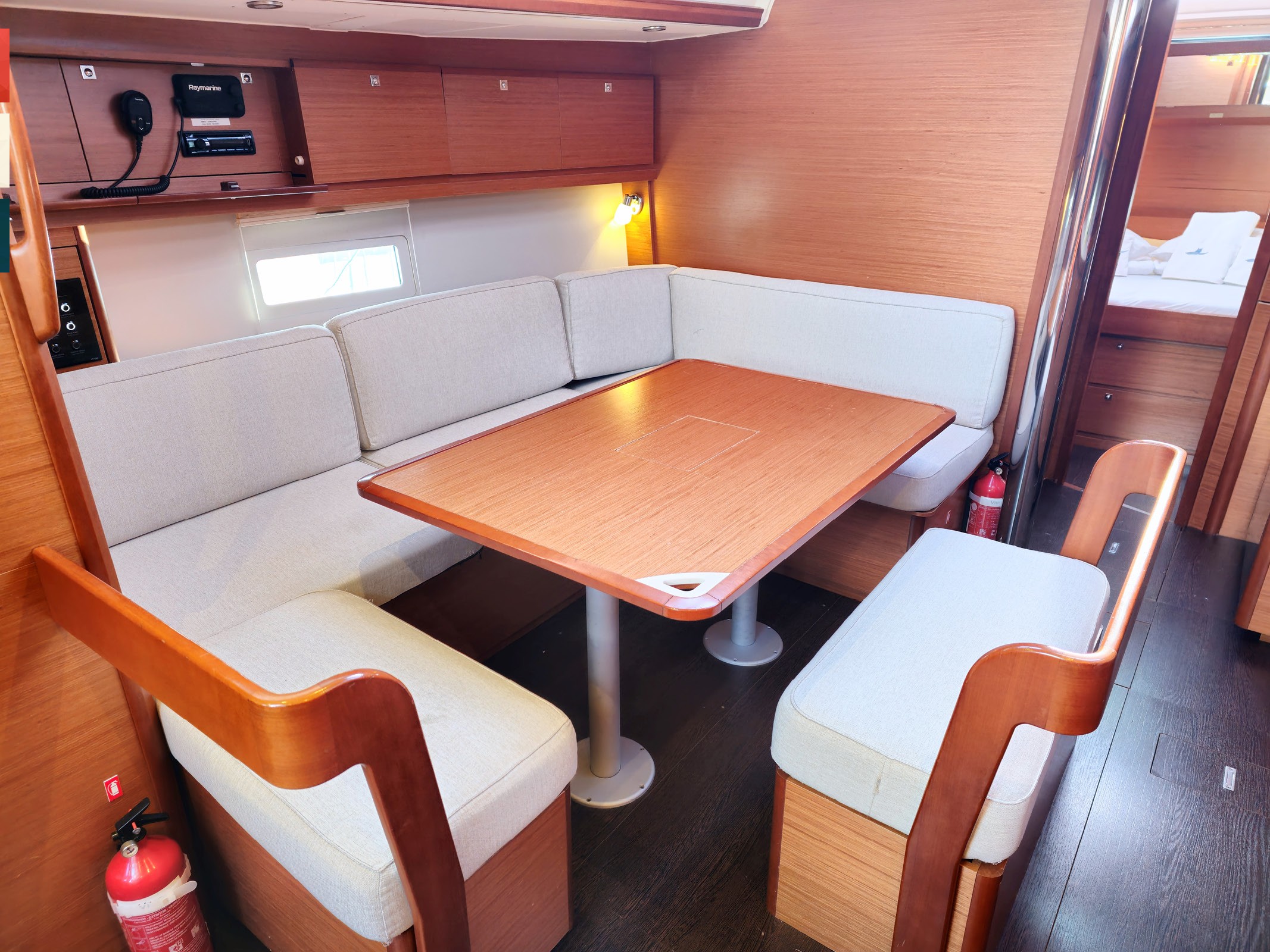Dufour 430 GL, Calando | Noleggio di Yacht Croazia