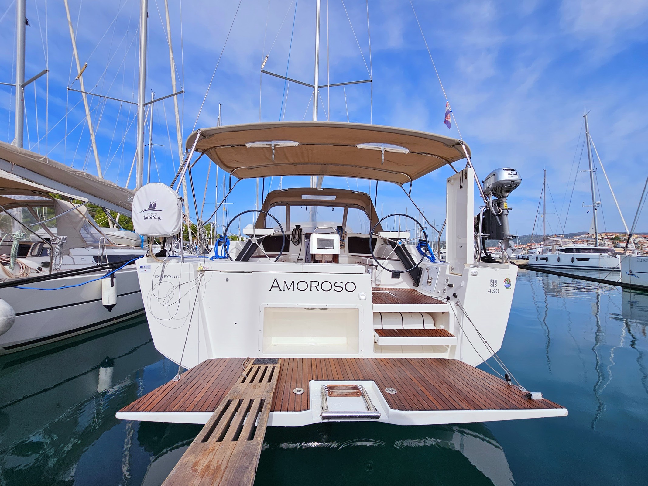 Dufour 430 GL, Amoroso | Yacht Charter Croatia