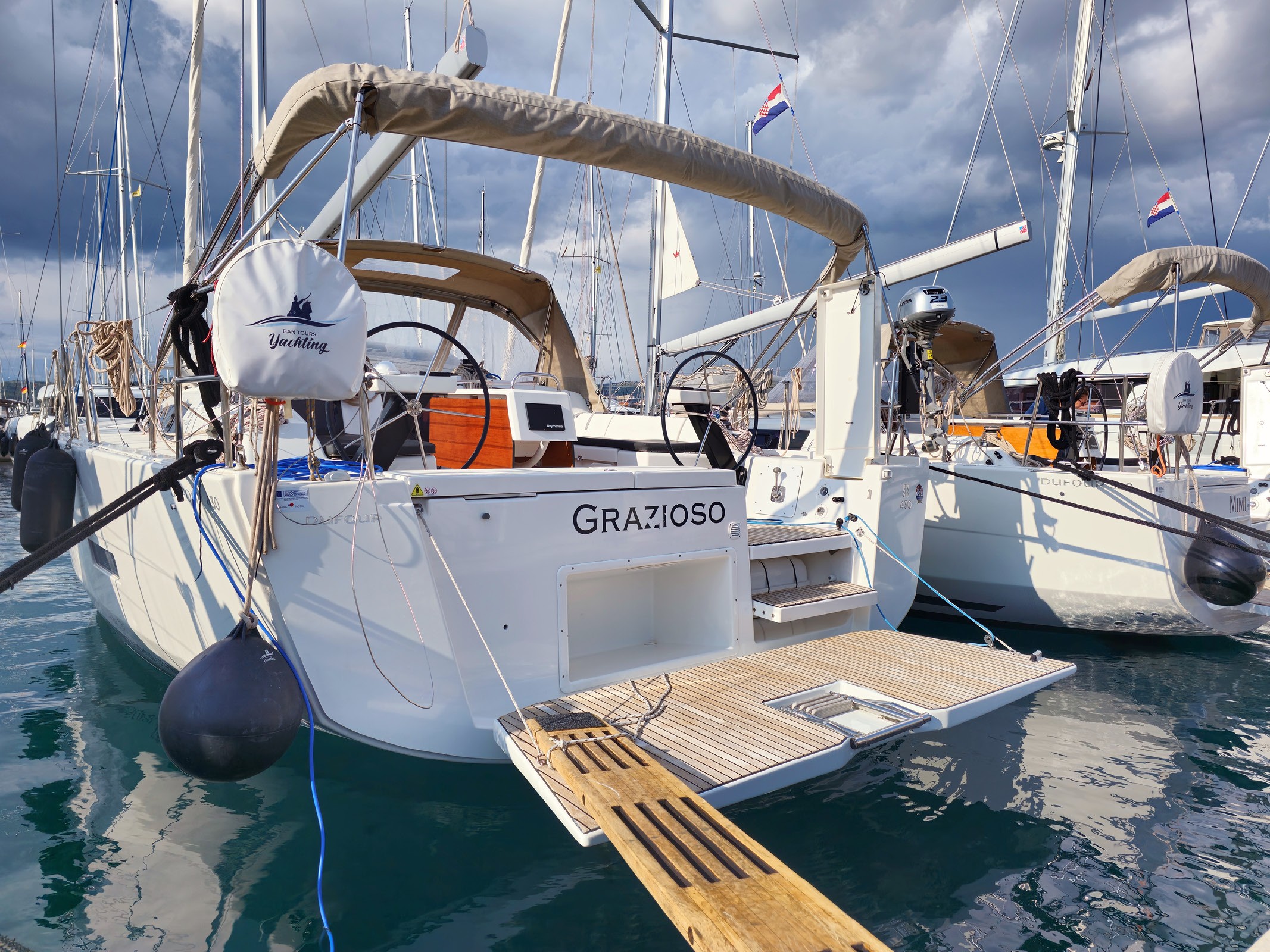Dufour 430 GL, Grazioso | Yacht Charter Croatia