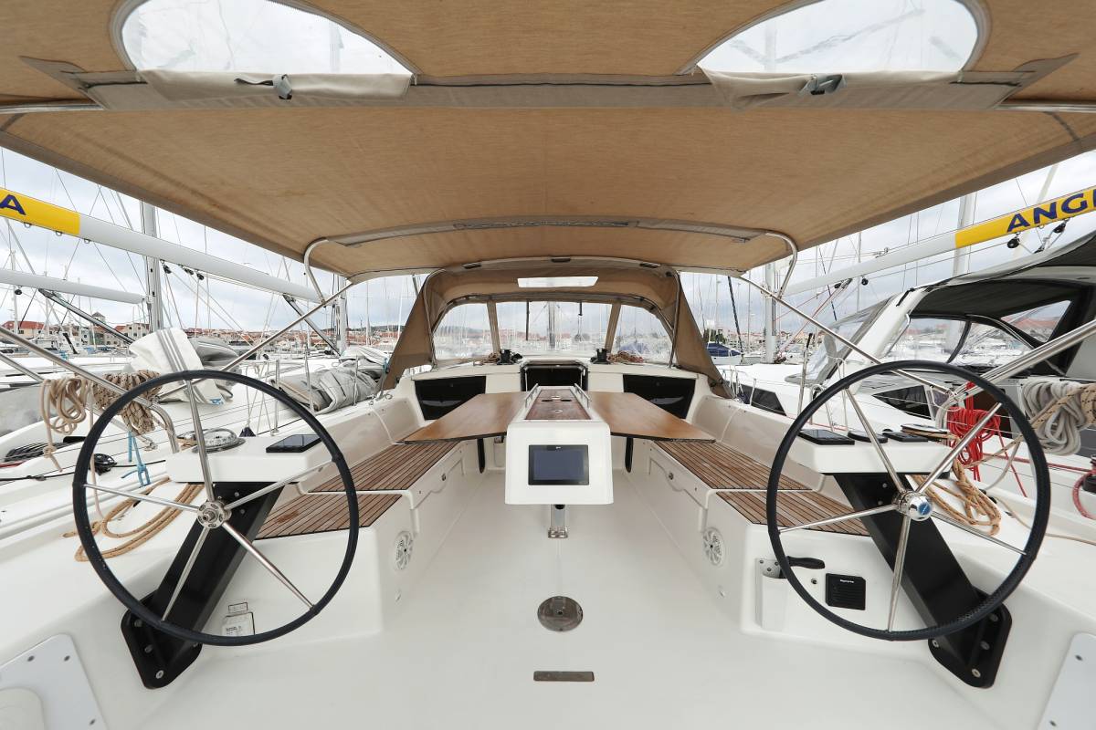 Dufour 430 GL, Thor | Yacht Charter Croatia