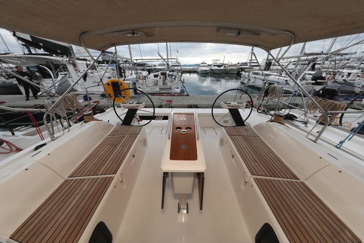 Dufour 430 GL, Thor | Yacht Charter Croatia