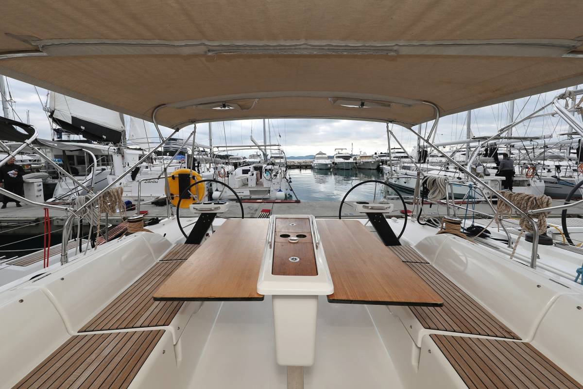 Dufour 430 GL, Thor | Yacht Charter Croatia