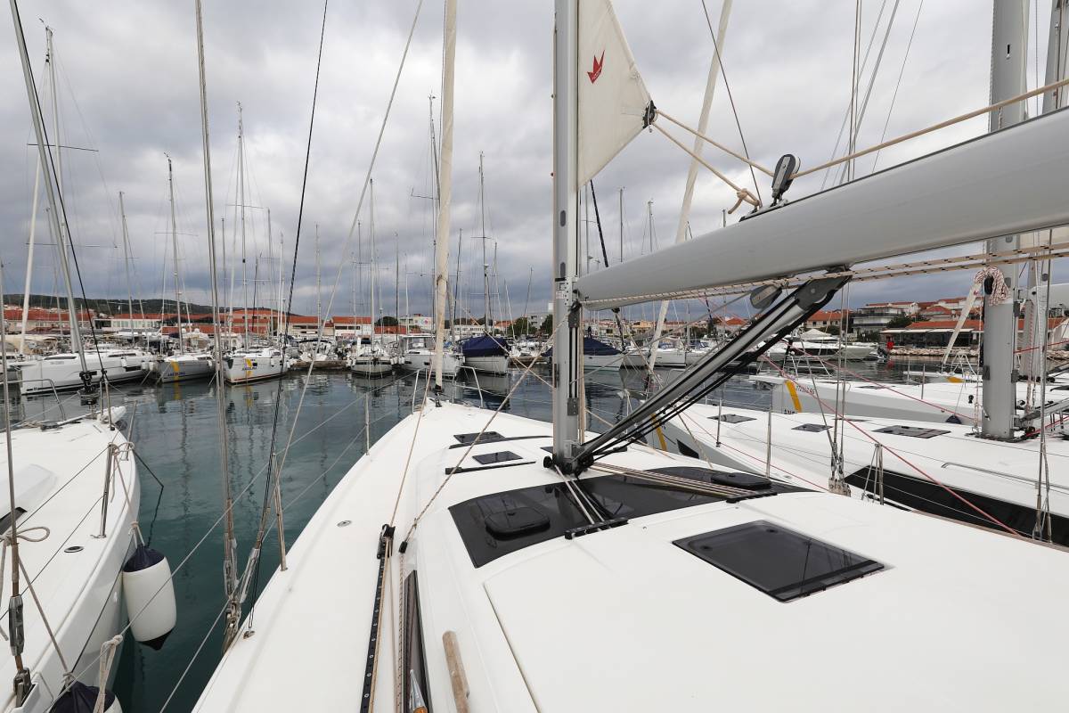 Dufour 430 GL, Thor | Yacht Charter Croatia
