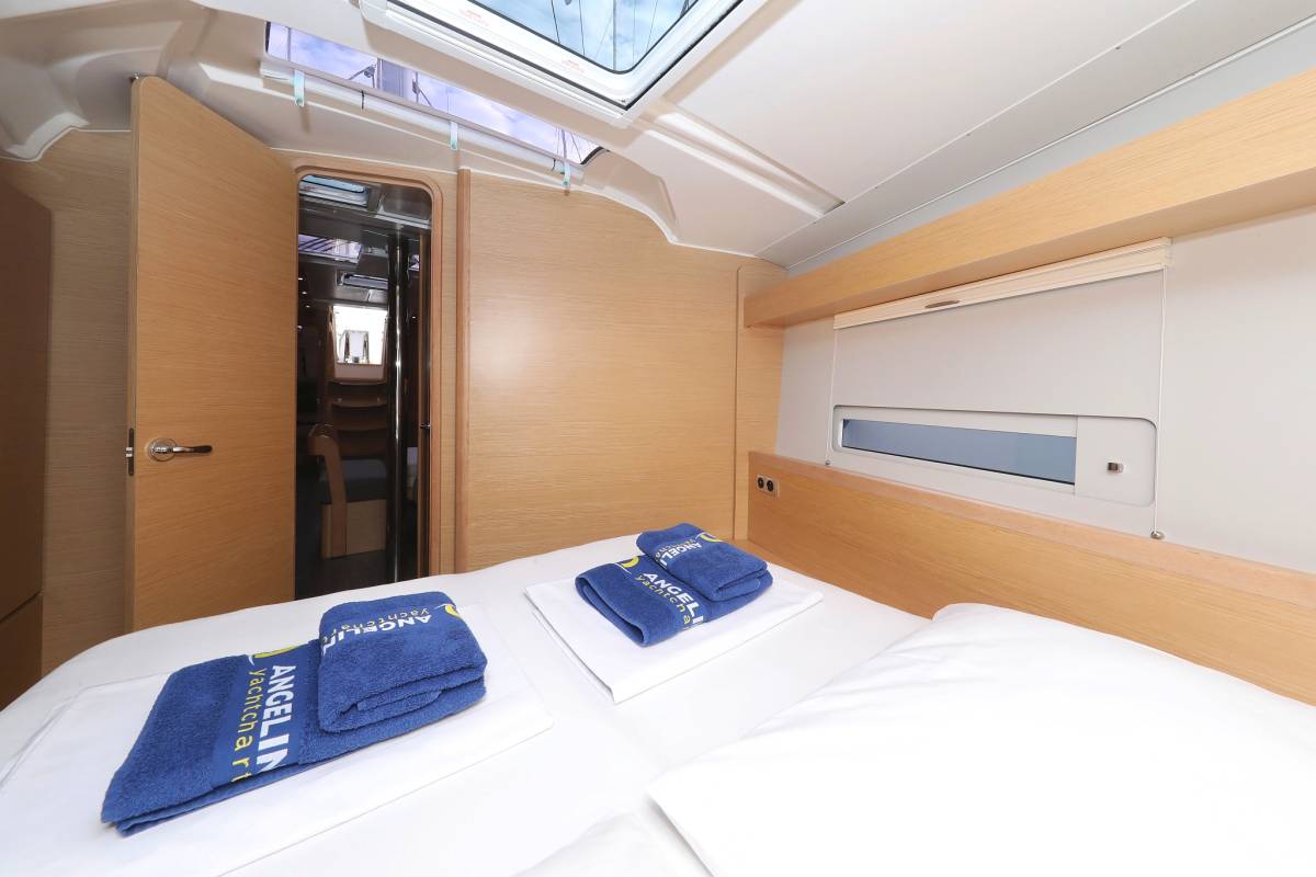Dufour 430 GL, Thor | Yacht Charter Croatia