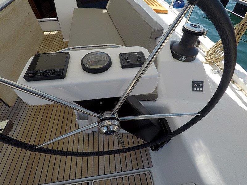 Dufour 430 GL, Sweetest taboo | Noleggio di Yacht Croazia