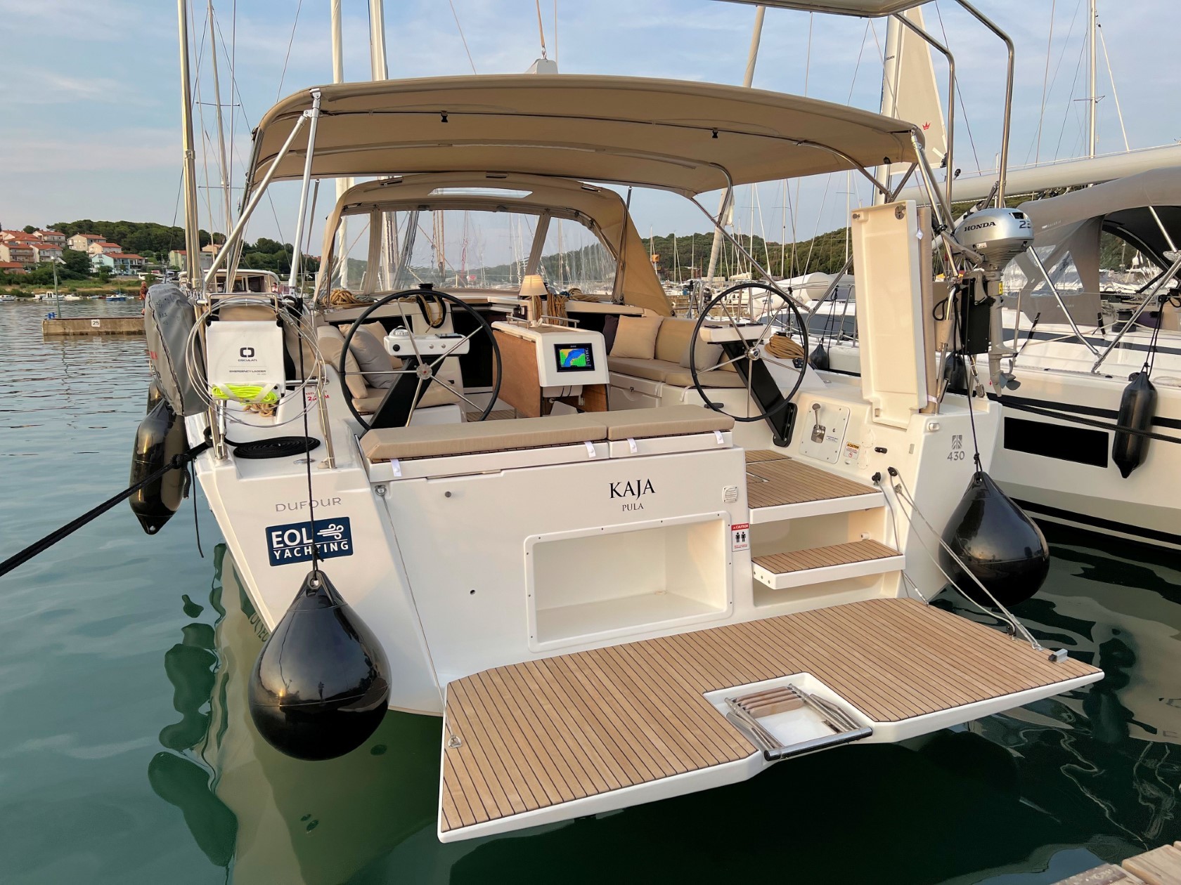 Dufour 430 GL, Kaja | Yachtcharter Kroatien