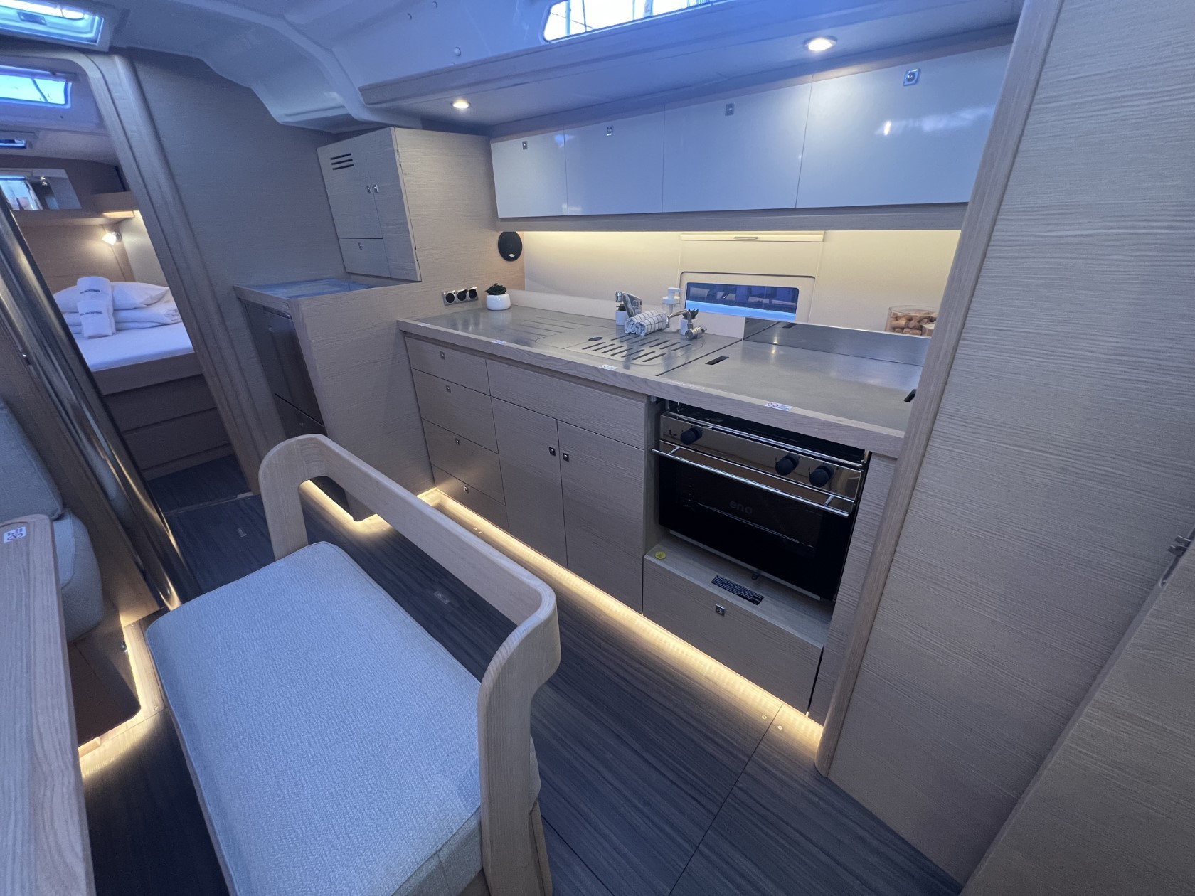 Dufour 430 GL, Kaja | Yachtcharter Kroatien