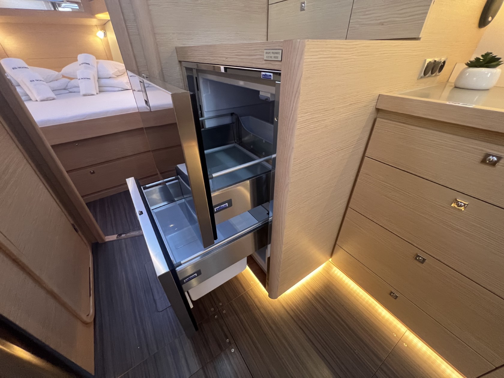 Dufour 430 GL, Kaja | Yachtcharter Kroatien
