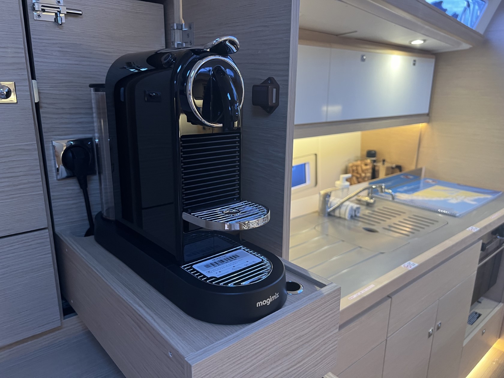 Dufour 430 GL, Kaja | Yachtcharter Kroatien