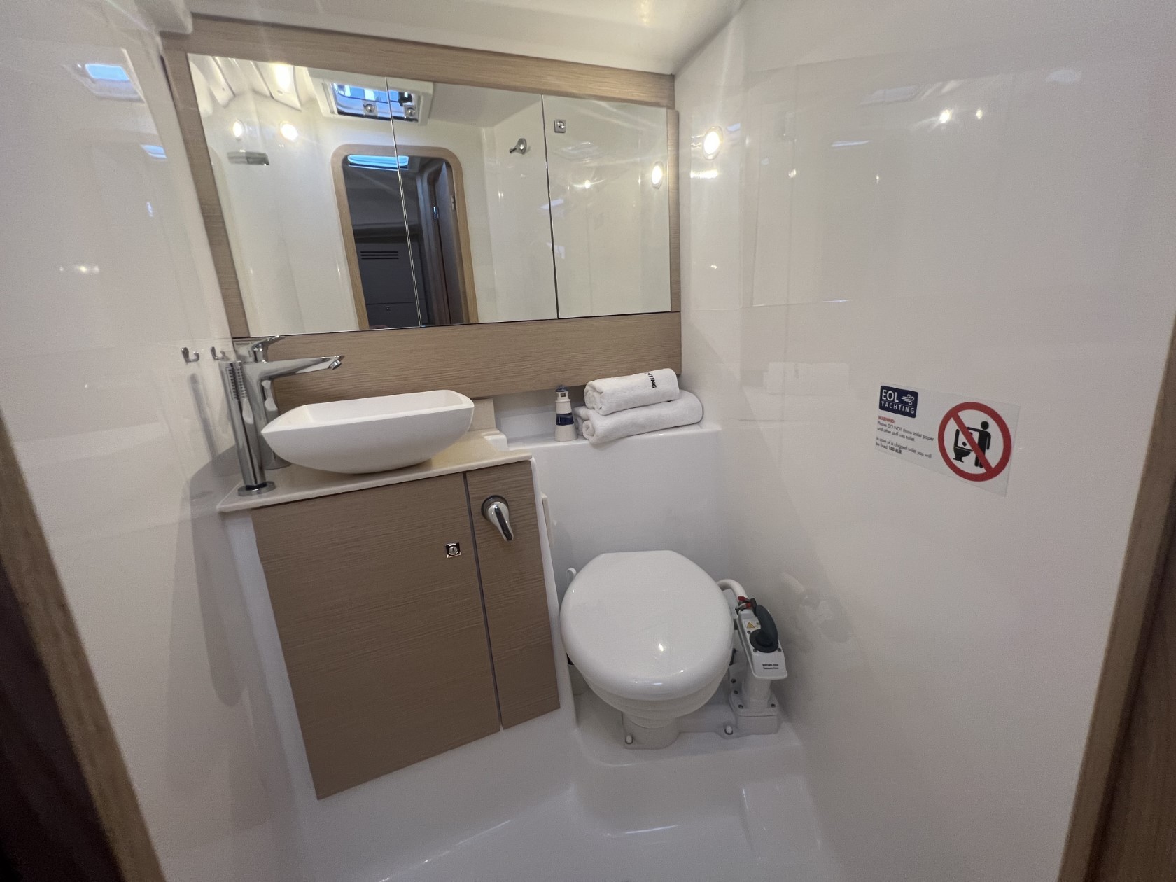 Dufour 430 GL, Kaja | Yachtcharter Kroatien