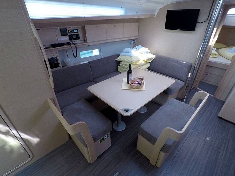 Dufour 430 GL, Freya | Yacht Charter Croatia