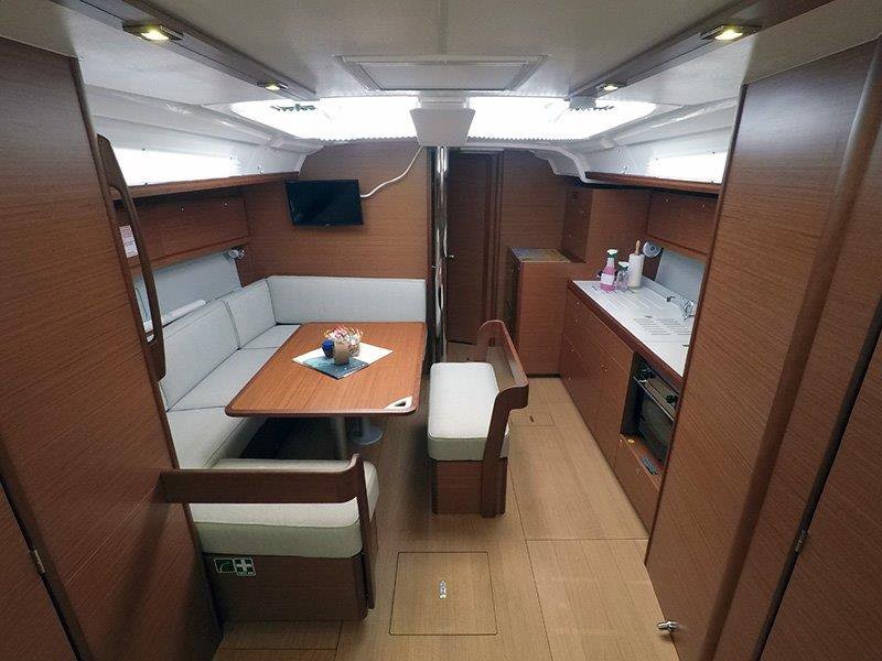 Dufour 430 GL, Freya | Yacht Charter Croatia