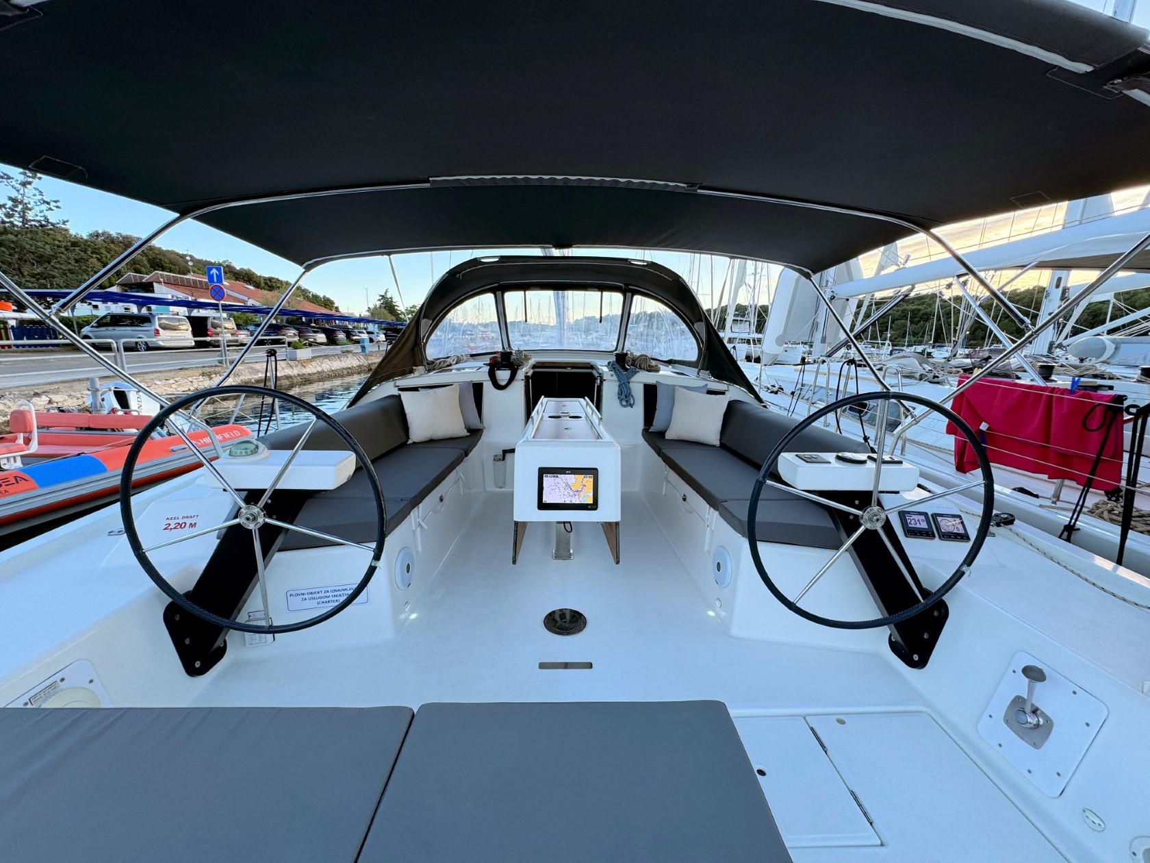 Dufour 430 GL, Levan | Yacht Charter Croatia