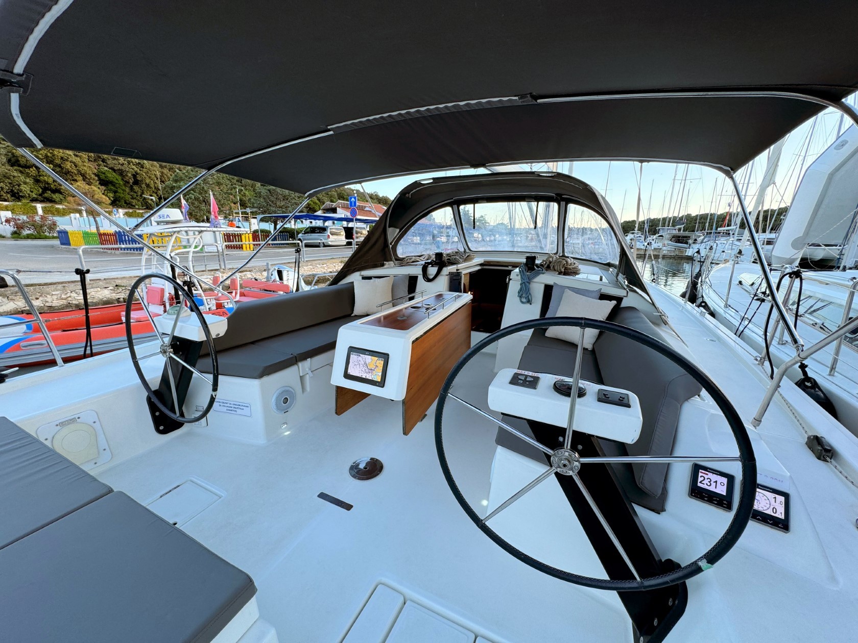 Dufour 430 GL, Levan | Yacht Charter Croatia