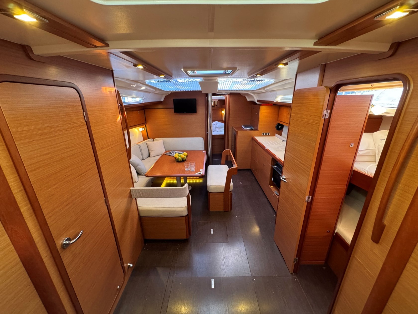 Dufour 430 GL, Levan | Yacht Charter Croatia