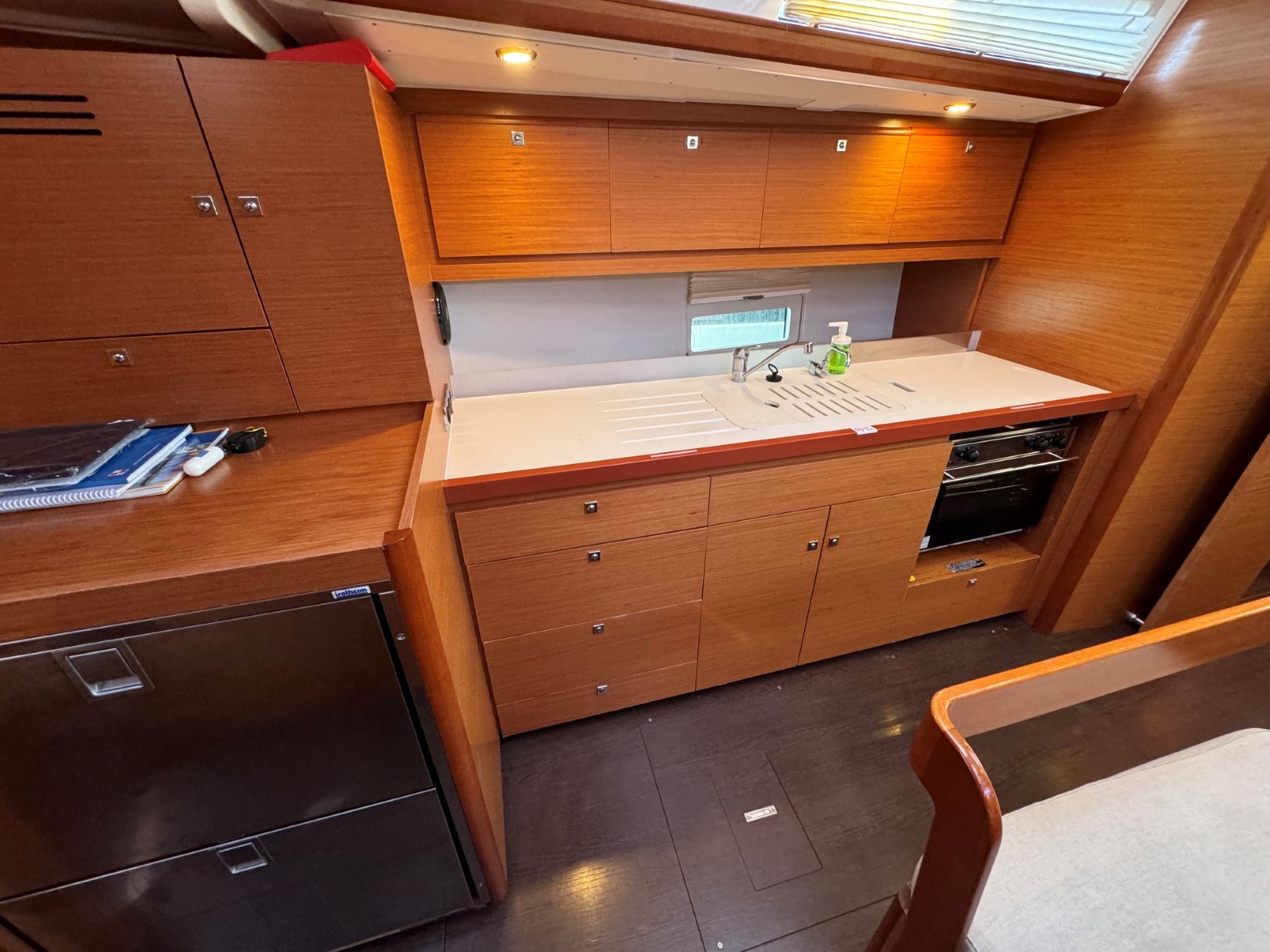 Dufour 430 GL, Levan | Yacht Charter Croatia