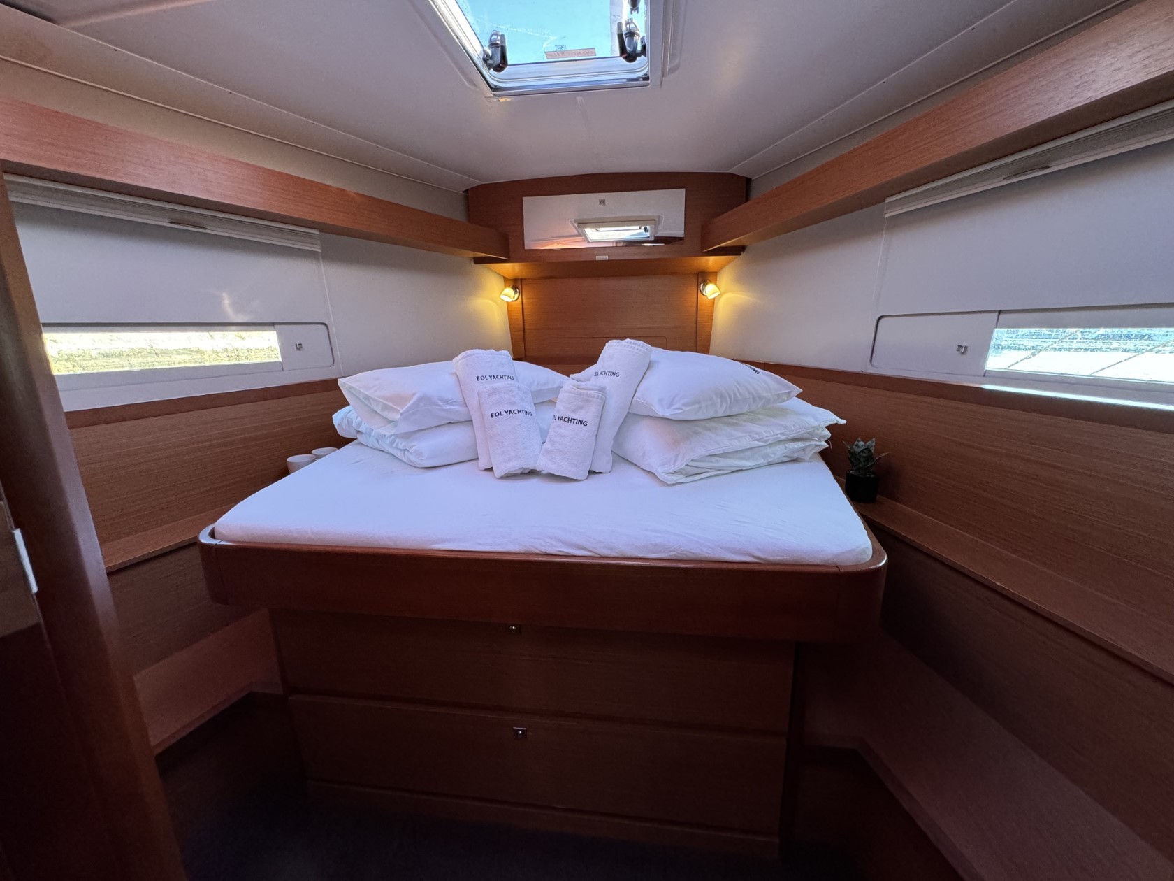 Dufour 430 GL, Levan | Yacht Charter Croatia