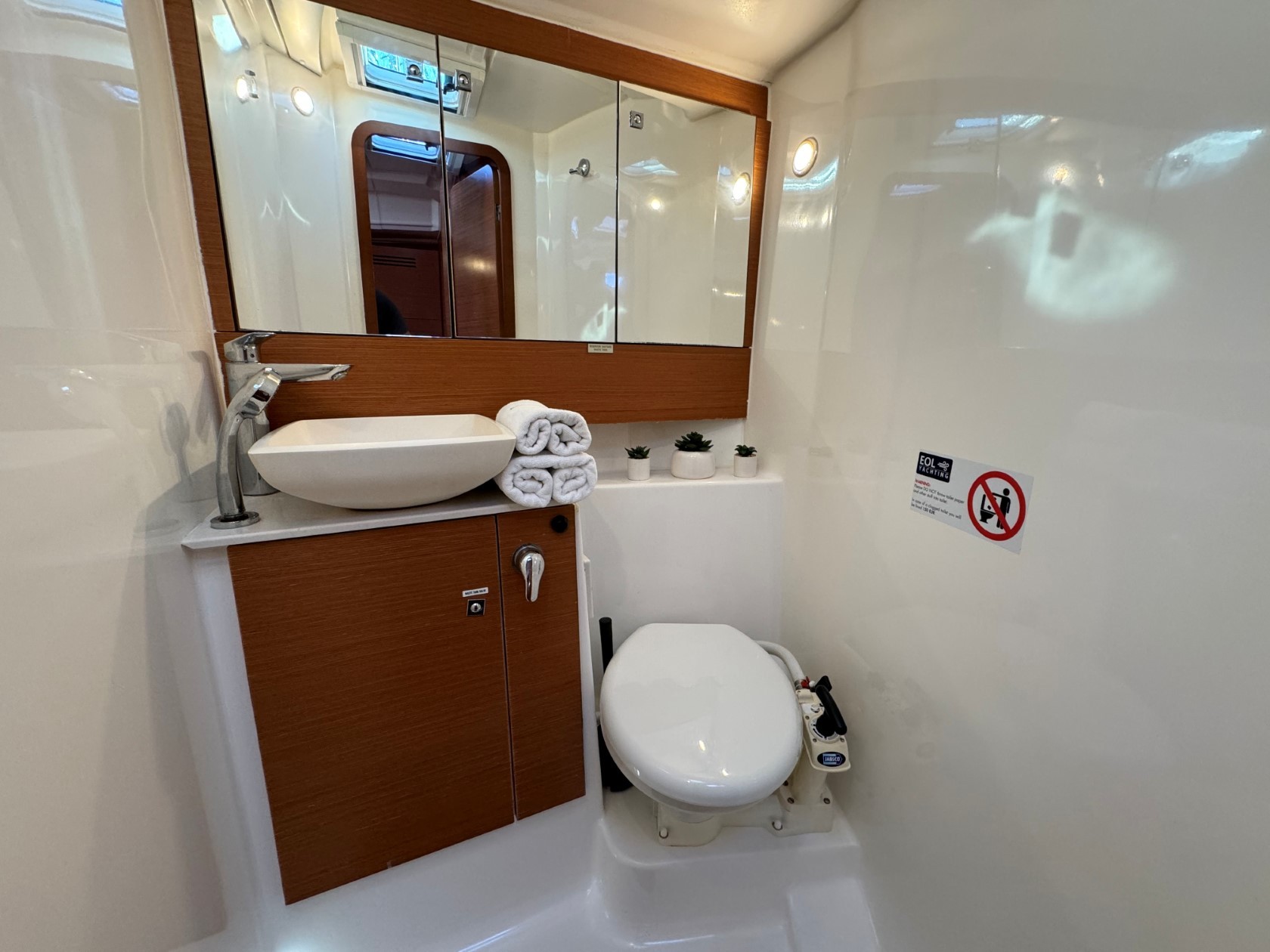 Dufour 430 GL, Levan | Yacht Charter Croatia