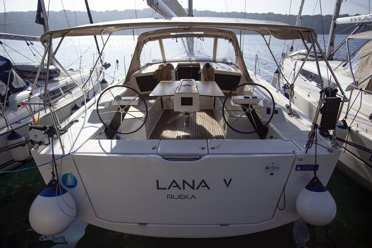 Dufour 430 GL, Lana V | Yacht Charter Croatia