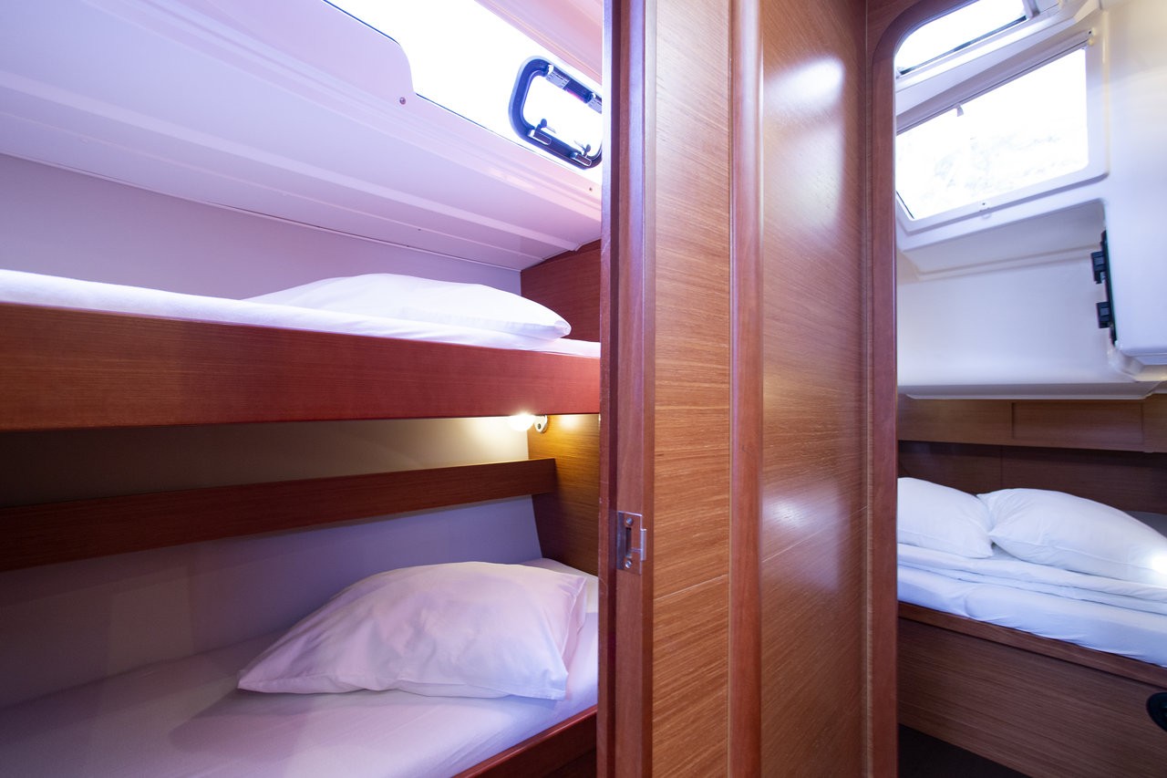 Dufour 430 GL, Lana V | Yacht Charter Croatia