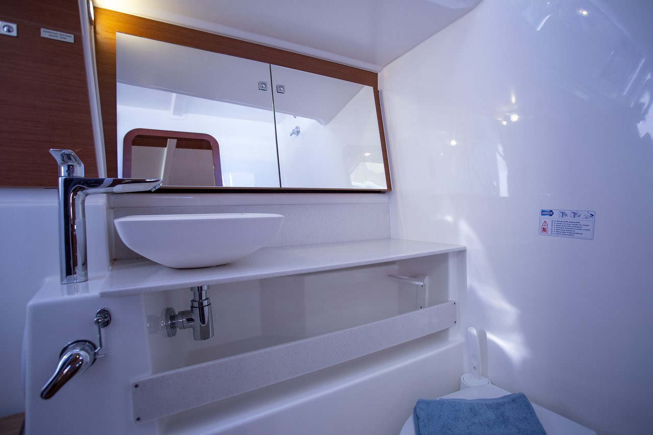 Dufour 430 GL, Lana V | Yacht Charter Croatia