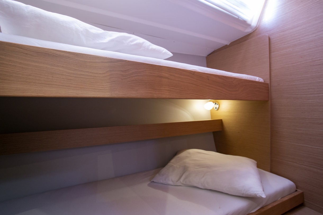 Dufour 430 GL, Sea Cloud 1 | Yacht Charter Croatia