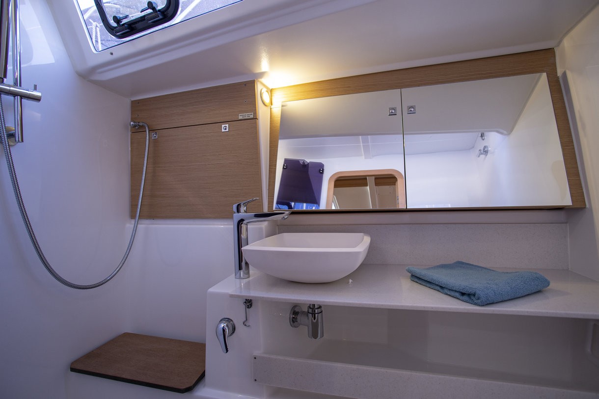 Dufour 430 GL, Sea Cloud 1 | Yacht Charter Croatia