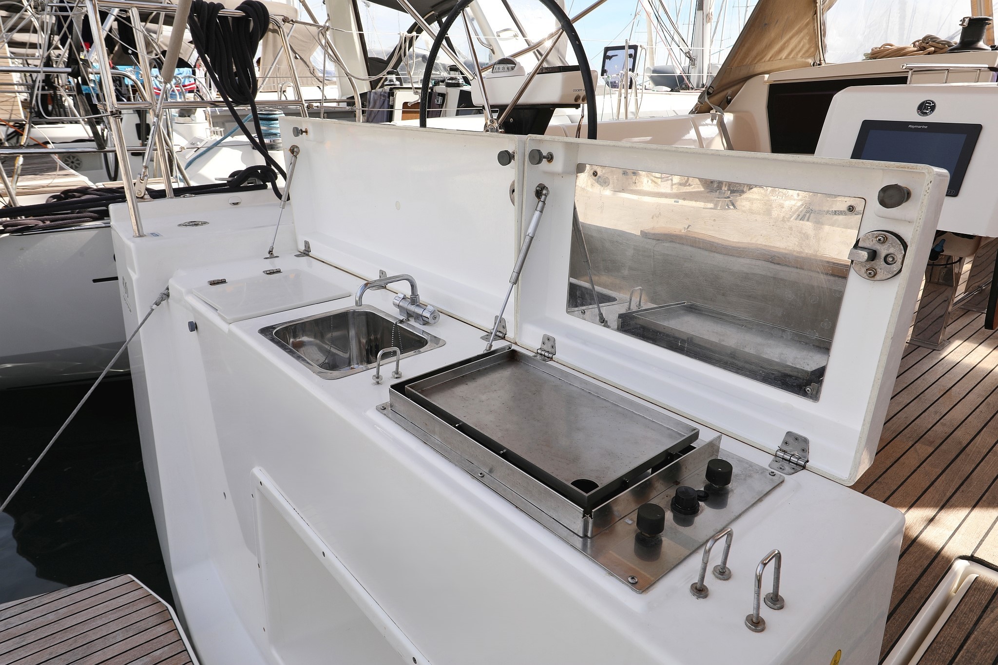 Dufour 430 GL, Adriatic Office | Yacht Charter Croatia