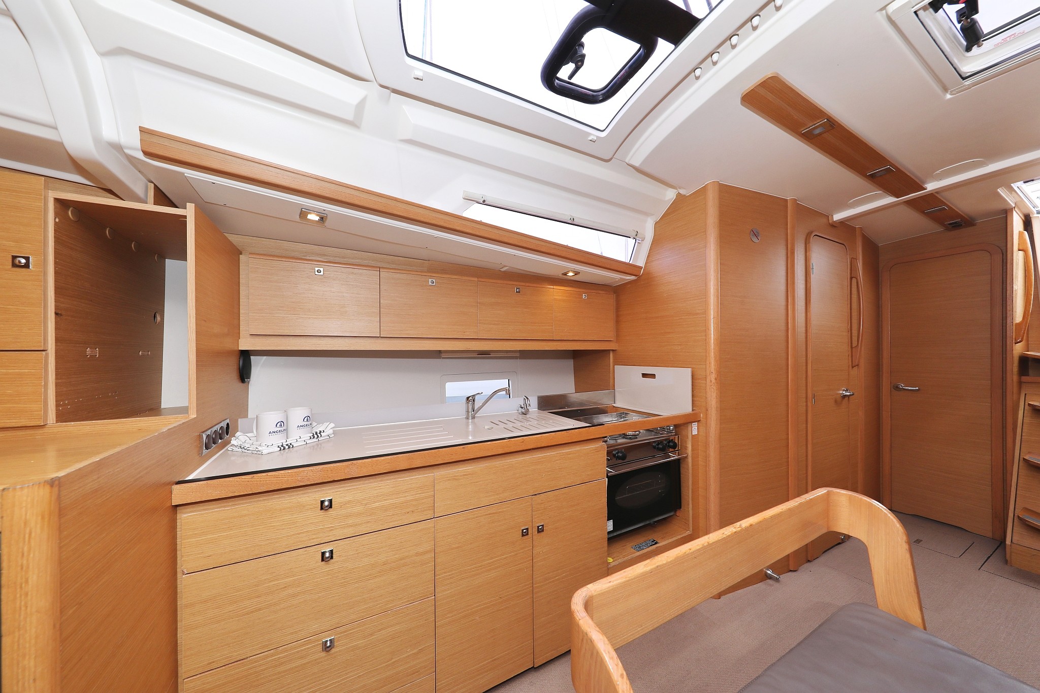 Dufour 430 GL, Adriatic Office | Yacht Charter Croatia