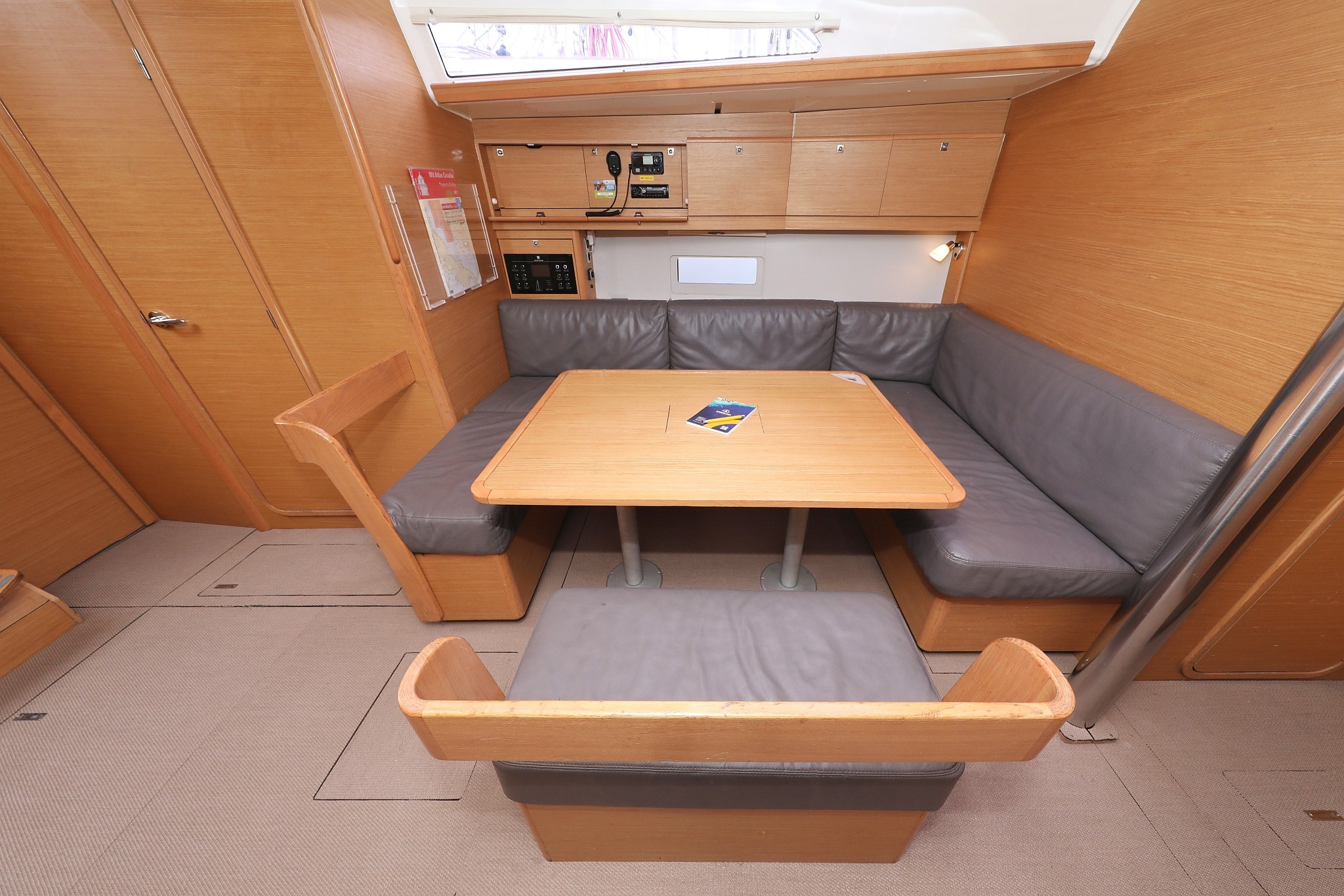 Dufour 430 GL, Adriatic Office | Yacht Charter Croatia