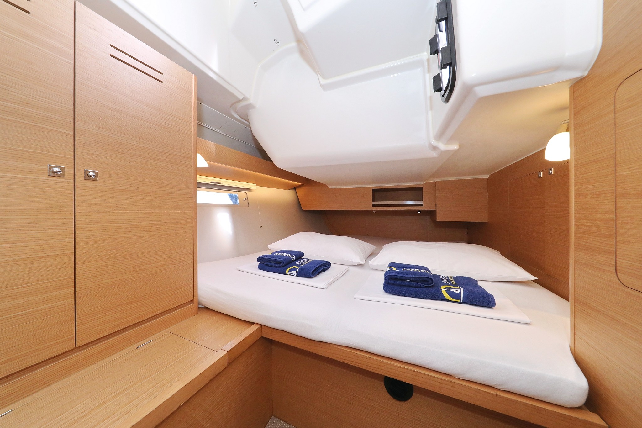 Dufour 430 GL, Adriatic Office | Yacht Charter Croatia