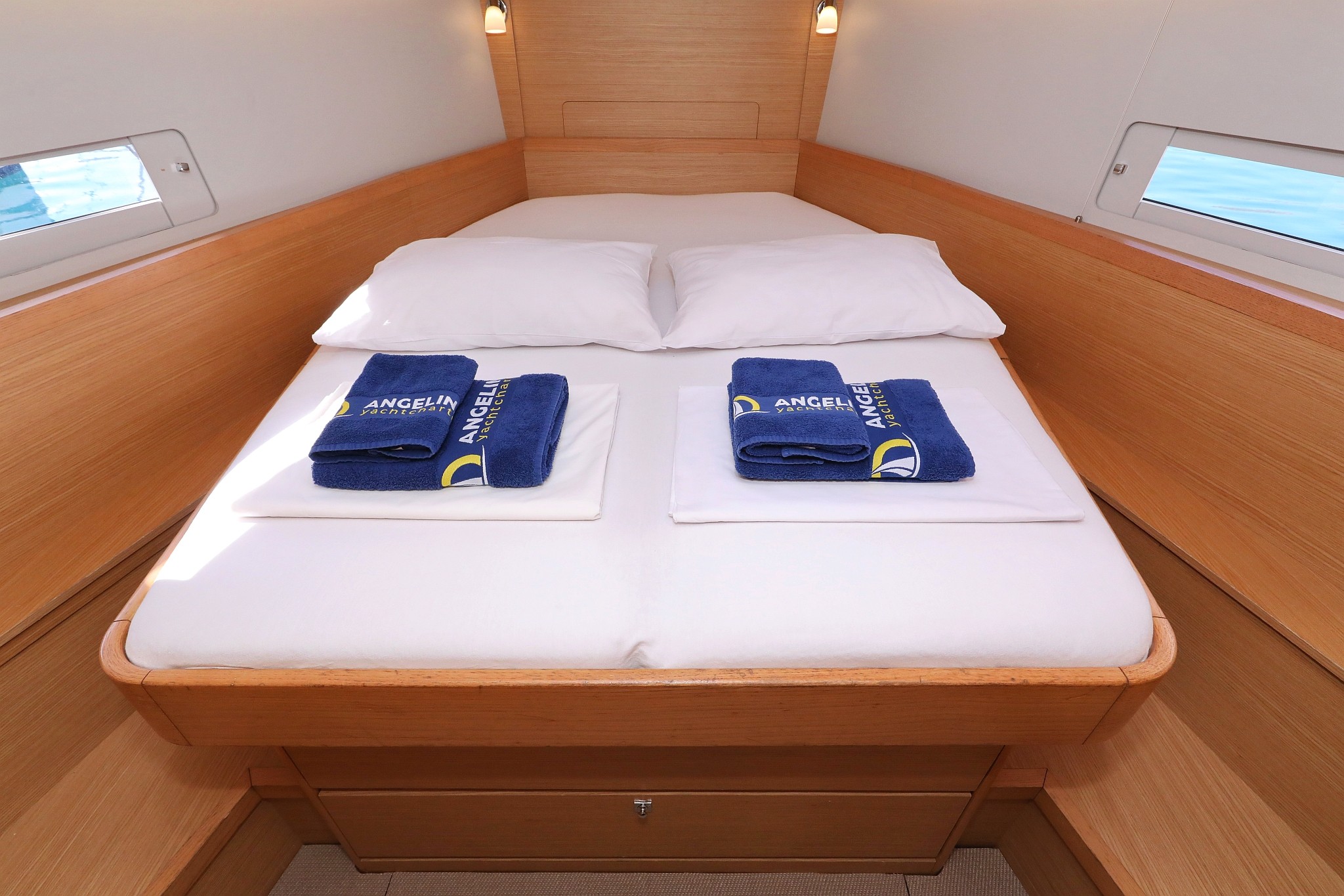 Dufour 430 GL, Adriatic Office | Yacht Charter Croatia