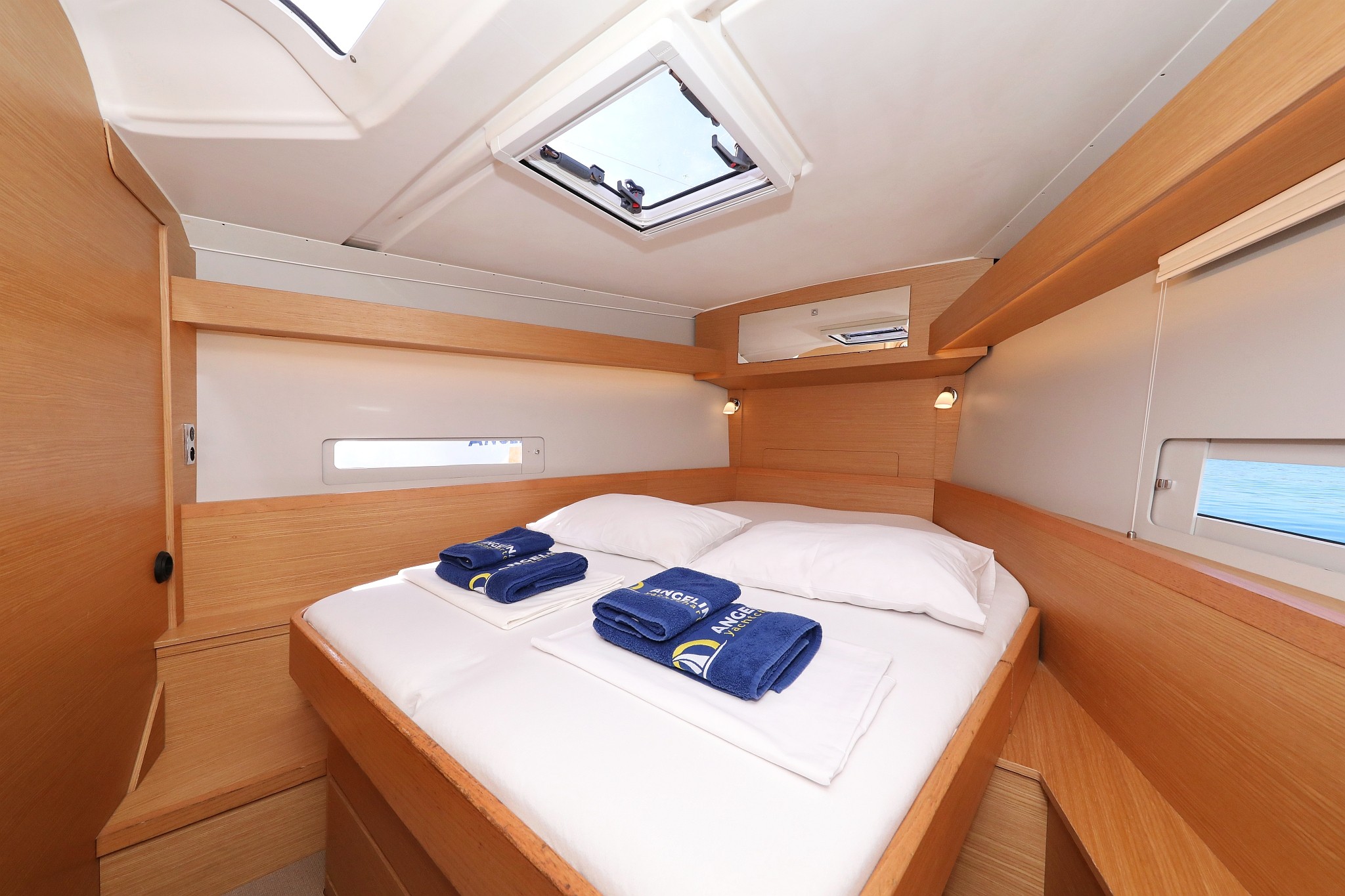 Dufour 430 GL, Adriatic Office | Yacht Charter Croatia